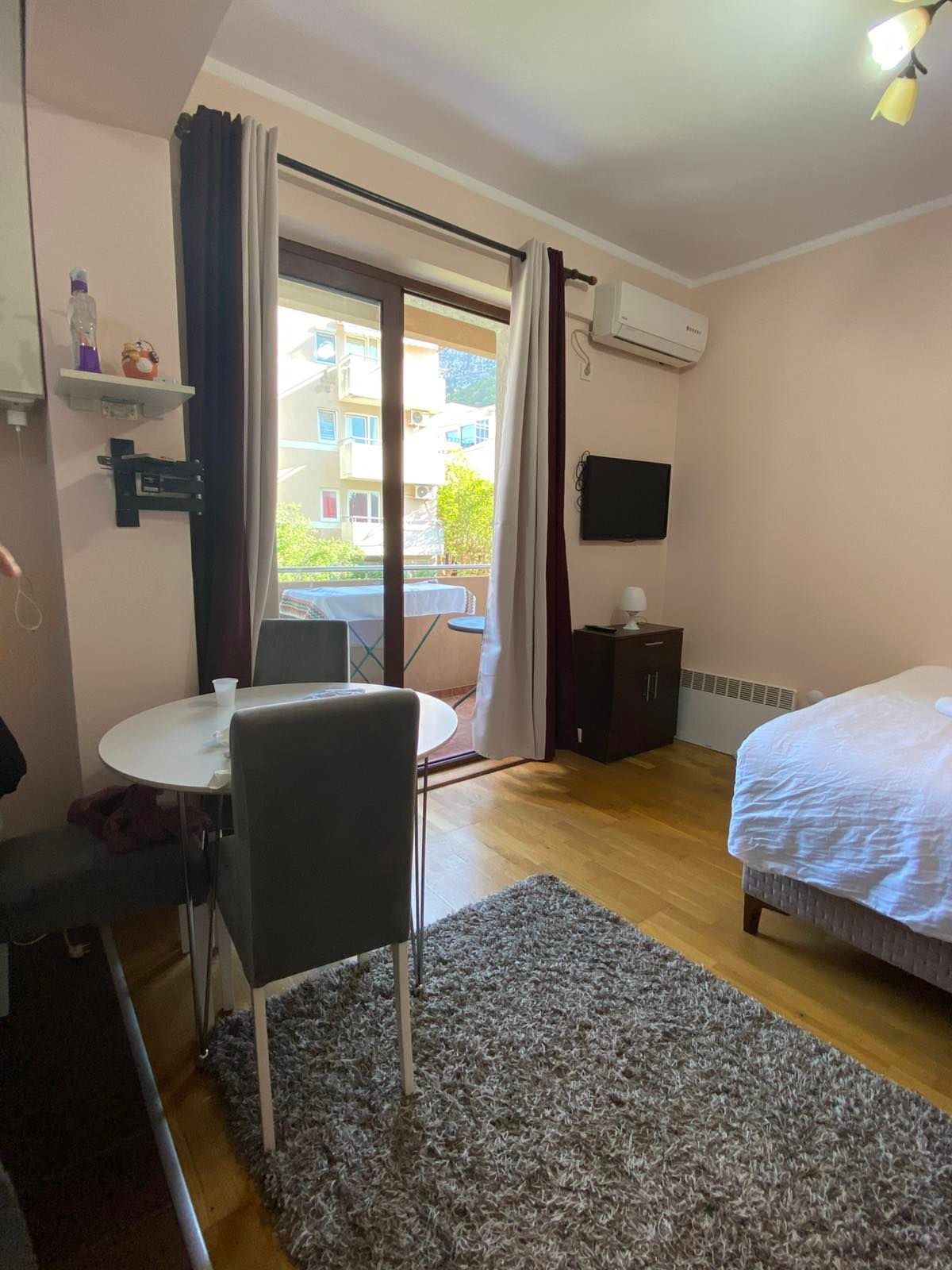 Izdavanje studio apartmana u Budvi,Podkosljun - (izdavanje na duzi period) - Amfora Real Estate