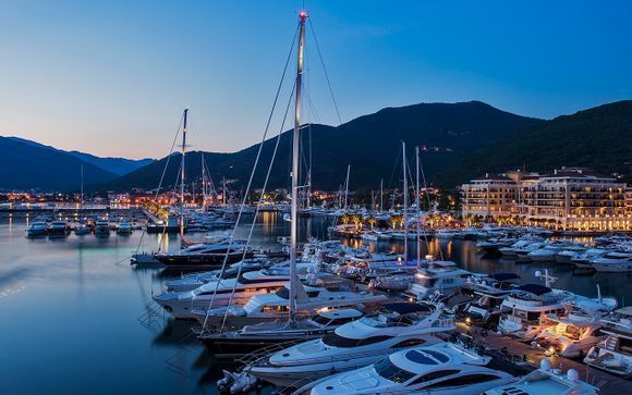 amforaproperty.com/Jednosoban apartman 68 m² sa predivnim pogledom na more u prvom redu – Regent, Porto Montenegro, Tivat