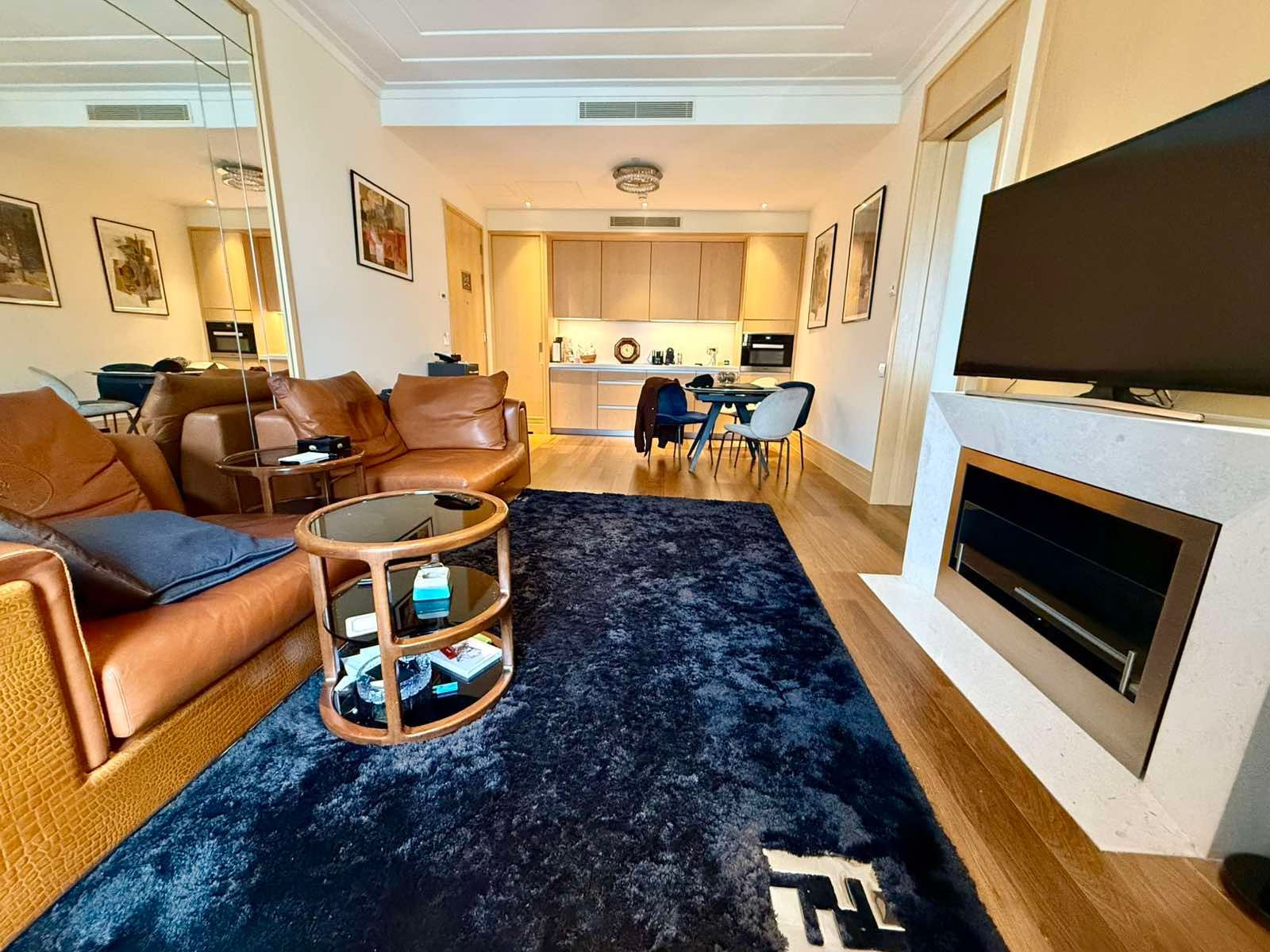 amforaproperty.com/Jednosoban apartman 68 m² sa predivnim pogledom na more u prvom redu – Regent, Porto Montenegro, Tivat