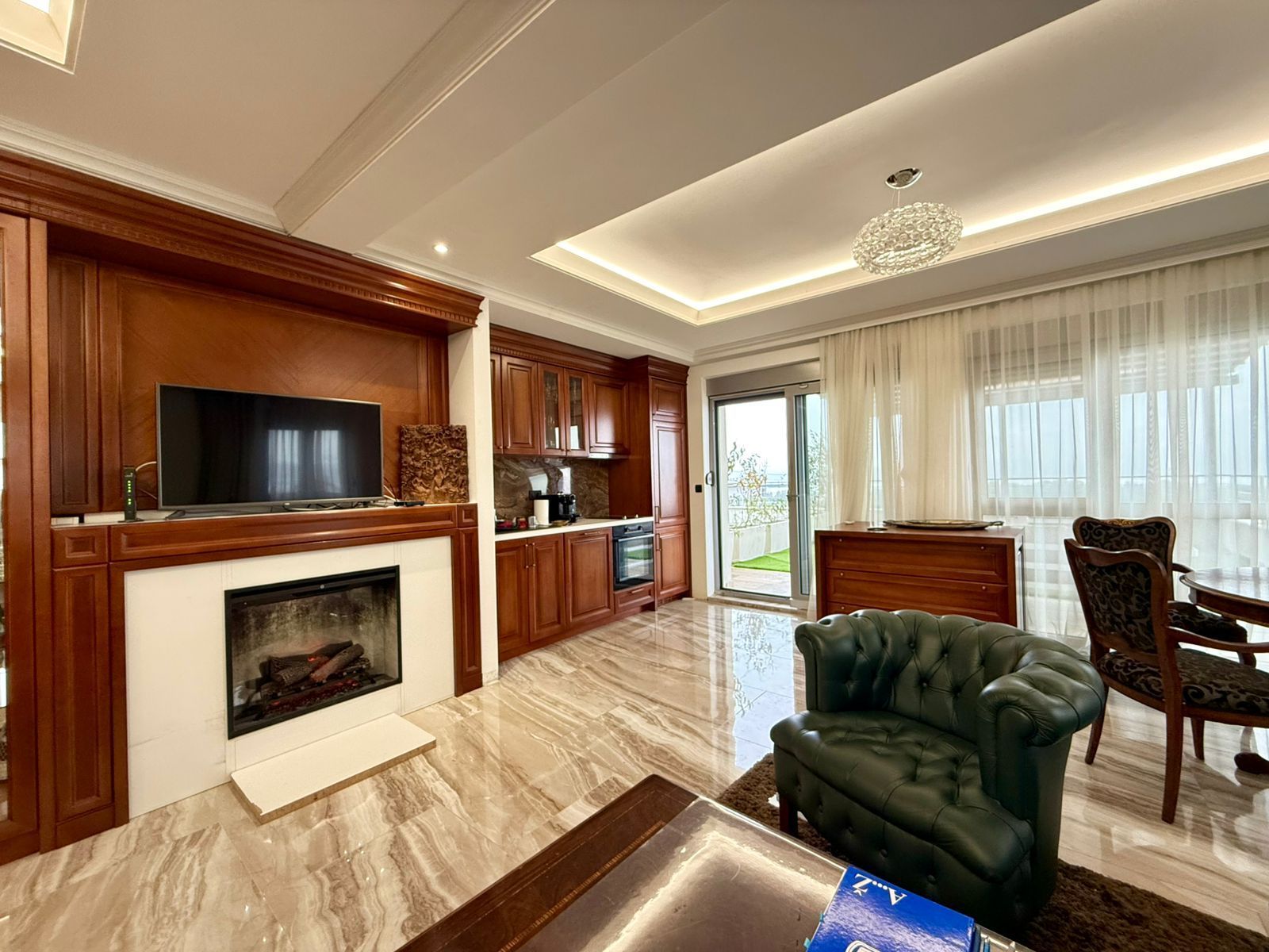 amforaproperty.com/Luksuzan jednosoban penthouse 62m² sa spektakularnim panoramskim pogledom na more, u prestižnom kompleksu sa bazenom, Tivat