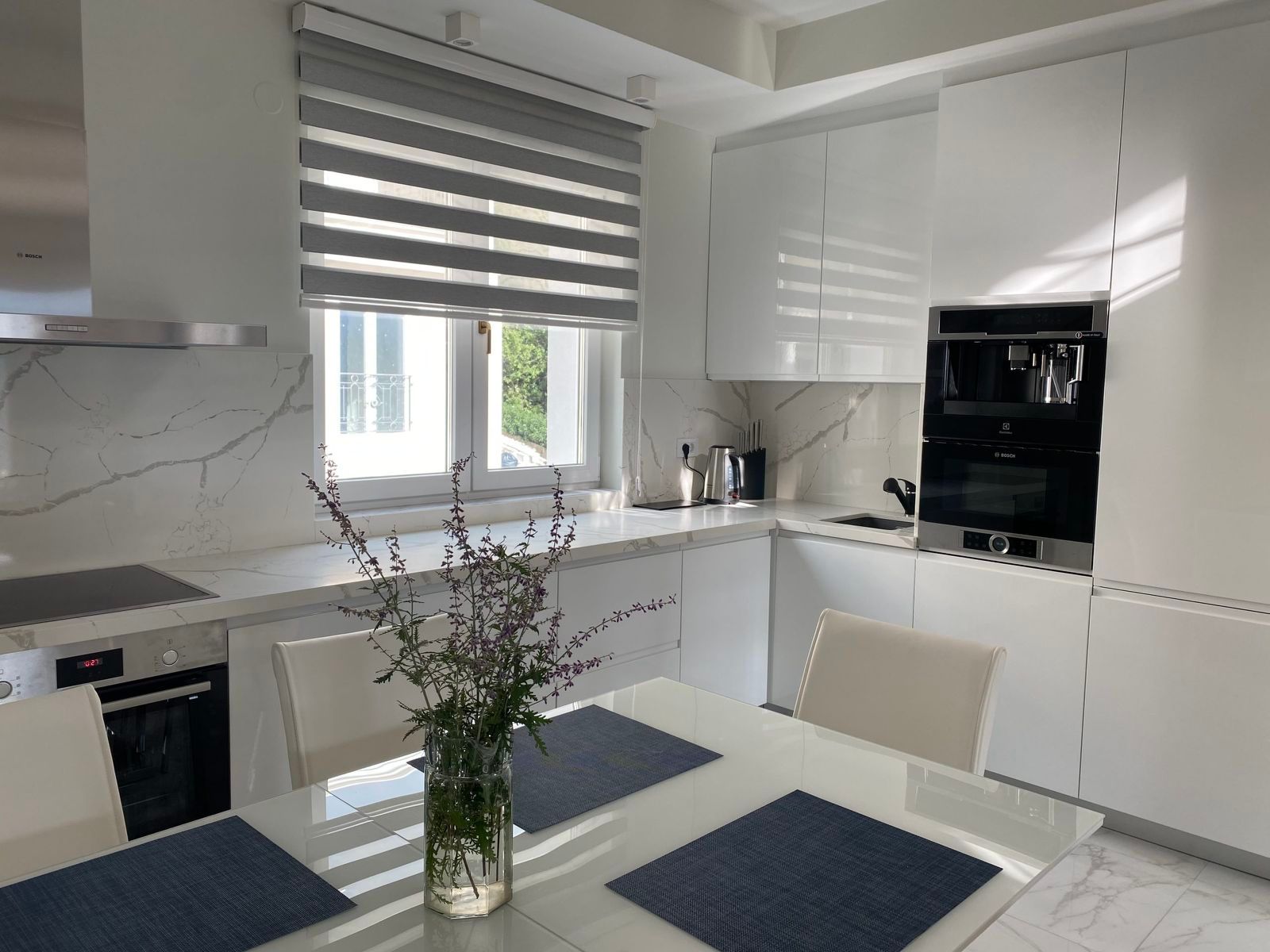 amforaproperty.com/Dupleks apartman 121.7m2 + 42.6m2 terase u luksuznom kompleksu u naselju Đenovići, Herceg Novi.