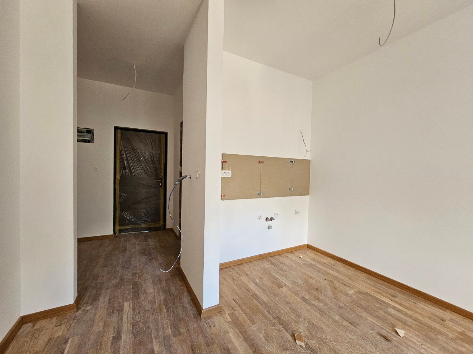 amforaproperty.com/Prodaja Studio Apartmana 23m² u Novoj Zgradi u Bečićima – Bez 3% Poreza!