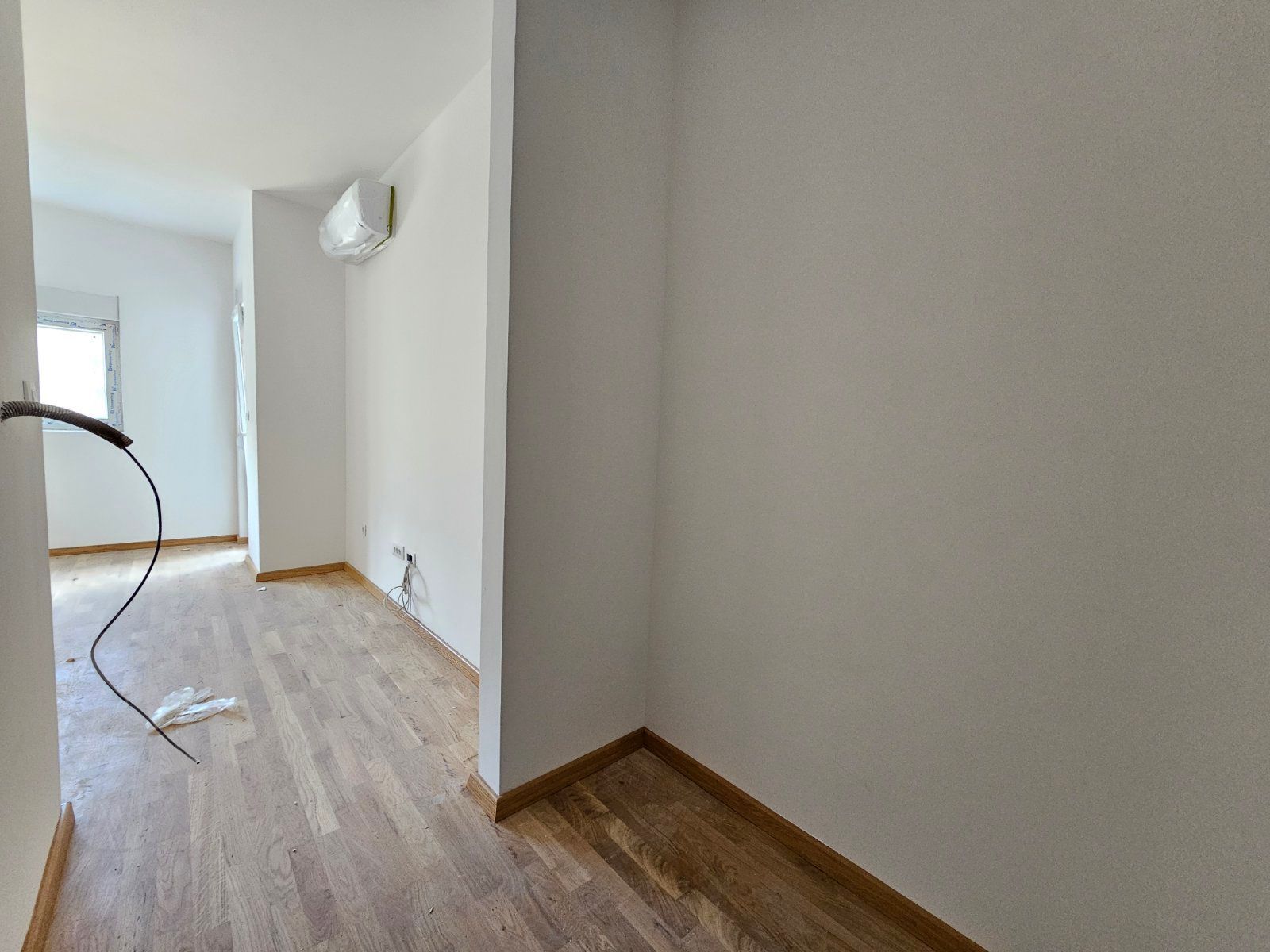 amforaproperty.com/Prodaja Studio Apartmana 23m² u Novoj Zgradi u Bečićima – Bez 3% Poreza!