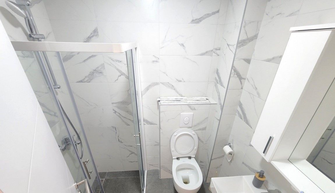 amforaproperty.com/Moderno opremljen jednosoban stan 45m2 u Budvi,Podkosljun