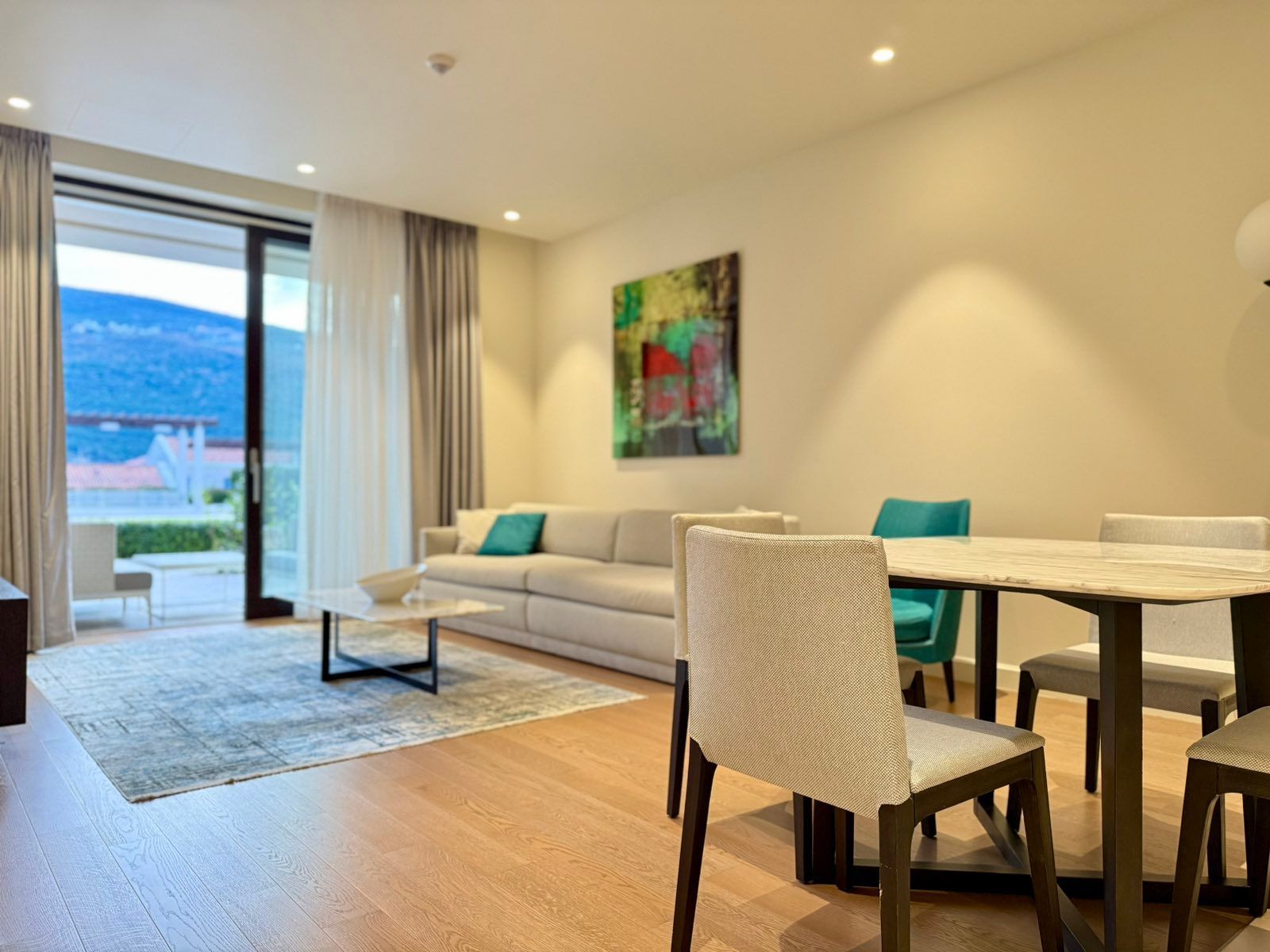 amforaproperty.com/Luksuzan jednosoban stan sa direktnim pristupom bazenu u Portonovi Village Residences, Herceg Novi