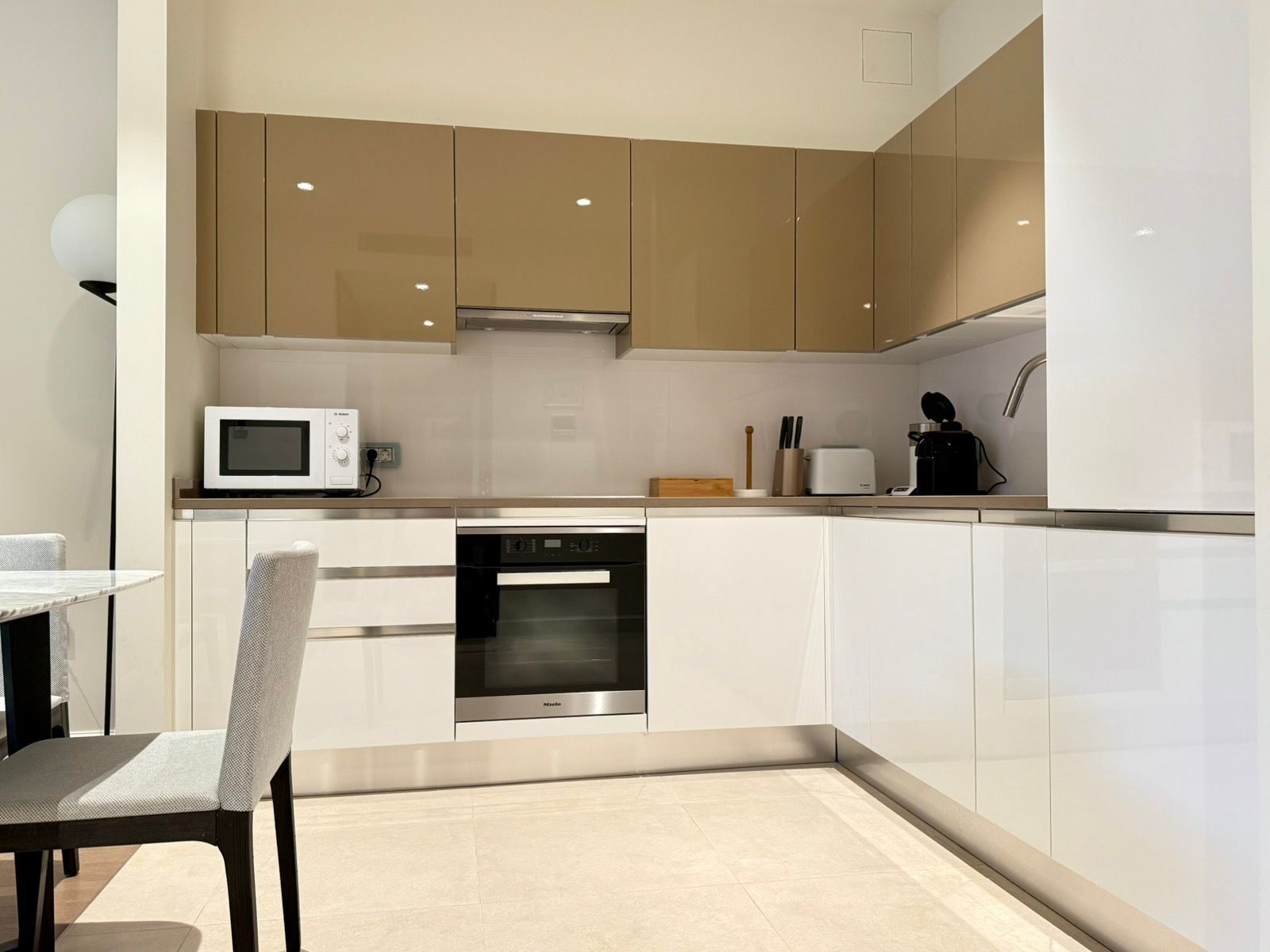 amforaproperty.com/Luksuzan jednosoban stan sa direktnim pristupom bazenu u Portonovi Village Residences, Herceg Novi