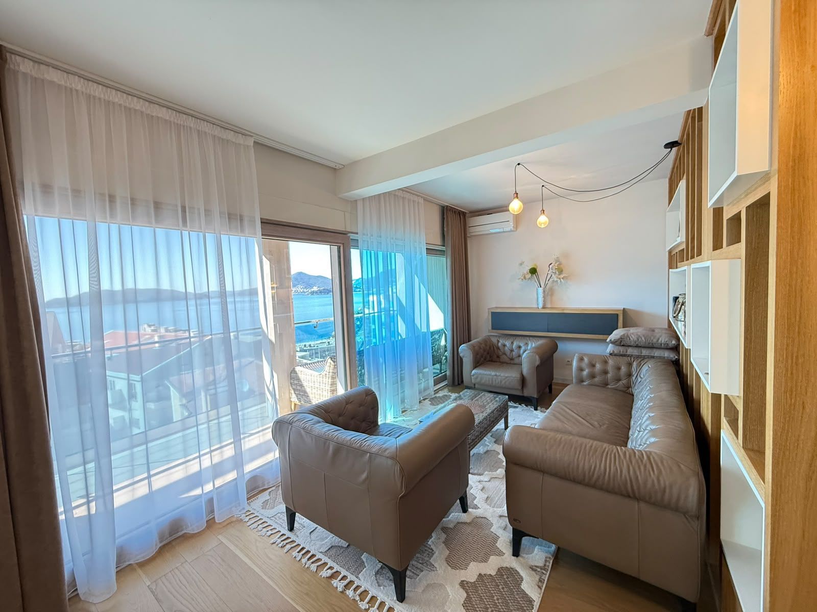Przno-Luksuzan trosoban penthouse 140m2 sa panoramskim pogledom na more (IZDAVANJE NA DUZI PERIOD) - Amfora Real Estate