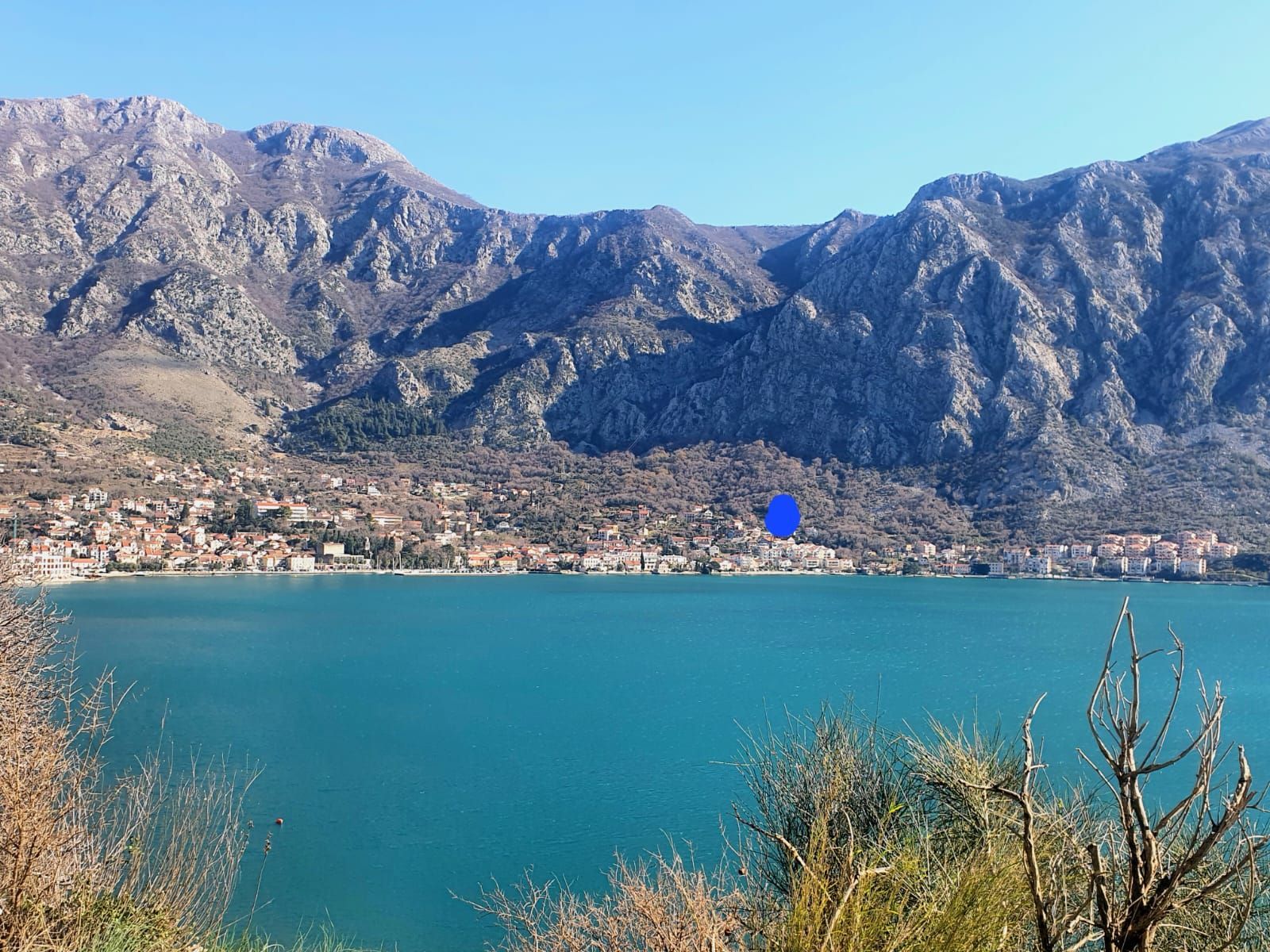 amforaproperty.com/Urbanizovan plac 425 m² sa pogledom na more, 200 m od obale - Risan, Kotor