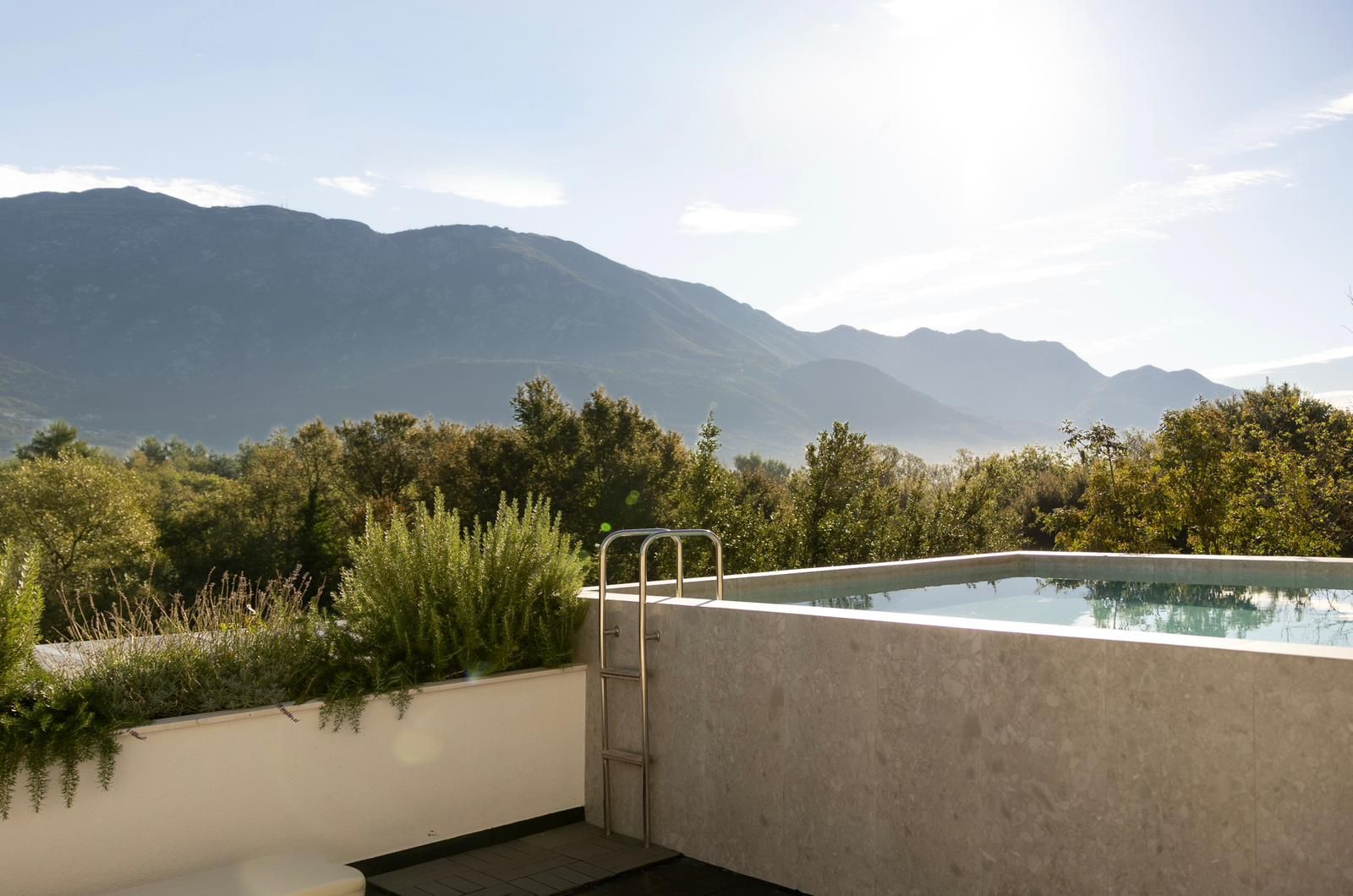 Nova Luksuzna Vila u Tivtu – 424 m² - Amfora Real Estate