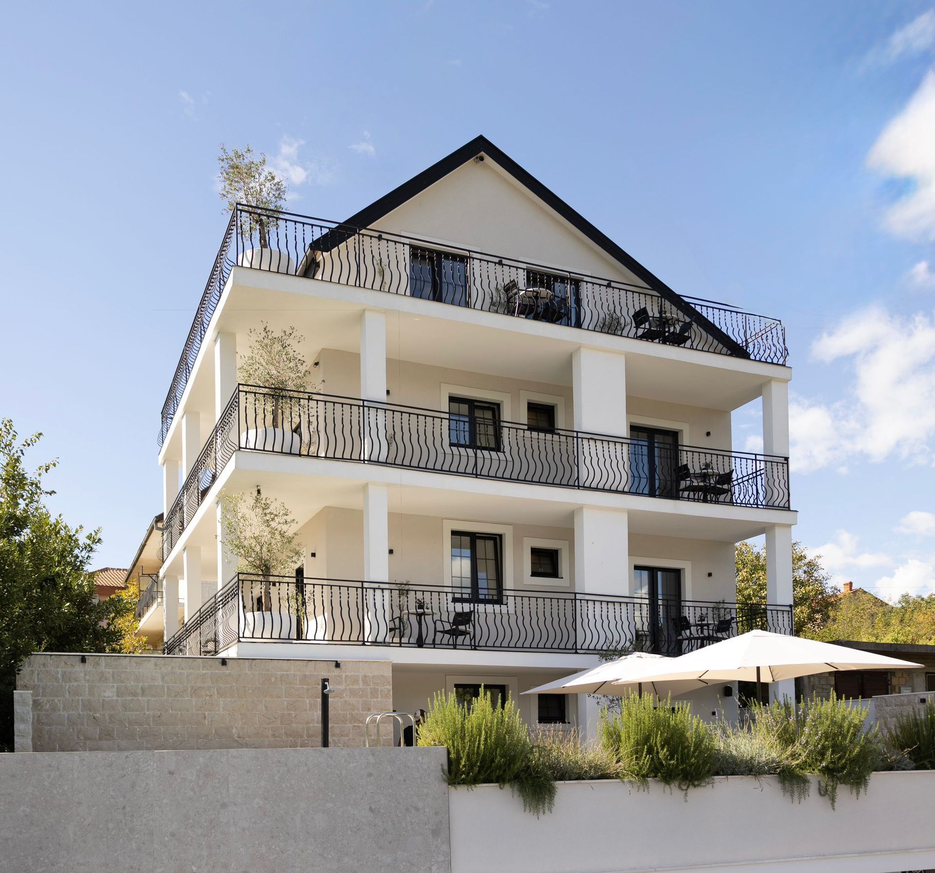 Nova Luksuzna Vila u Tivtu – 424 m² - Amfora Real Estate