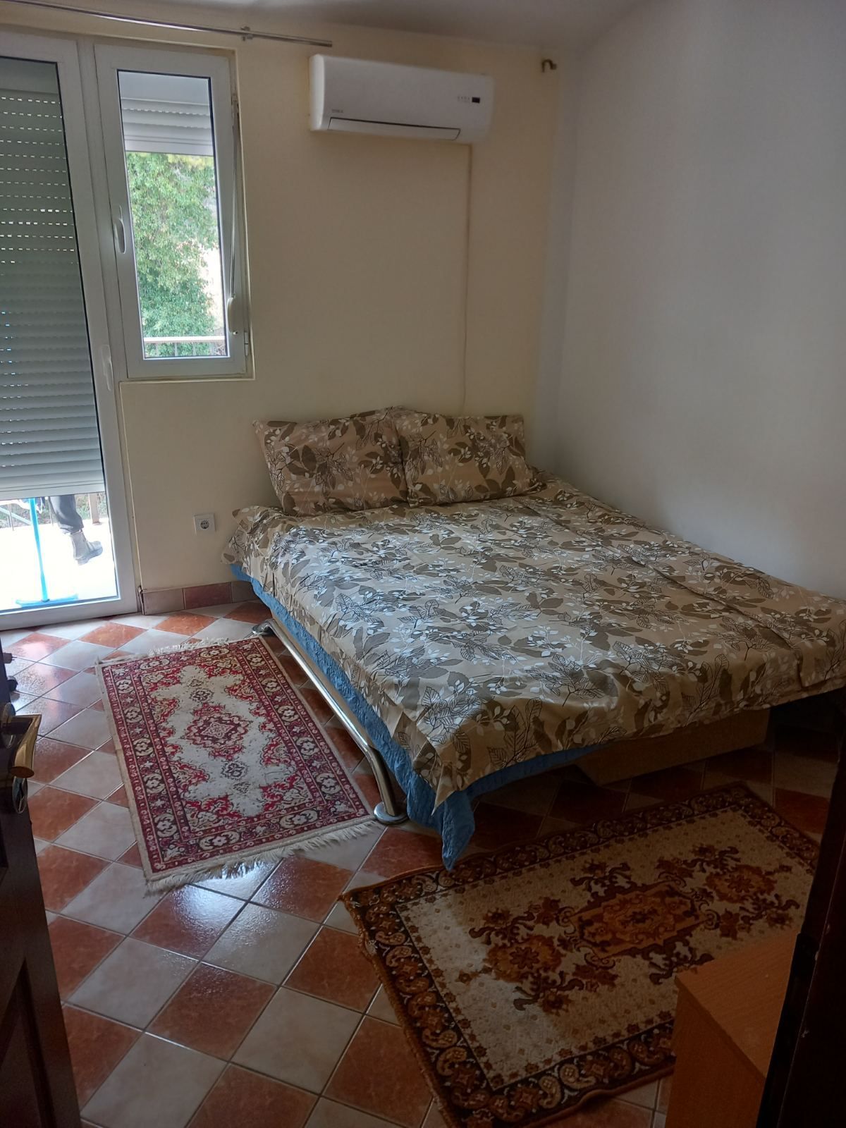 amforaproperty.com/Izdavanje,Budva,Babin Do-Dvosoban moderno opremljen stan 85m2 sa pogledom na more i grad (NA DUZI PERIOD)