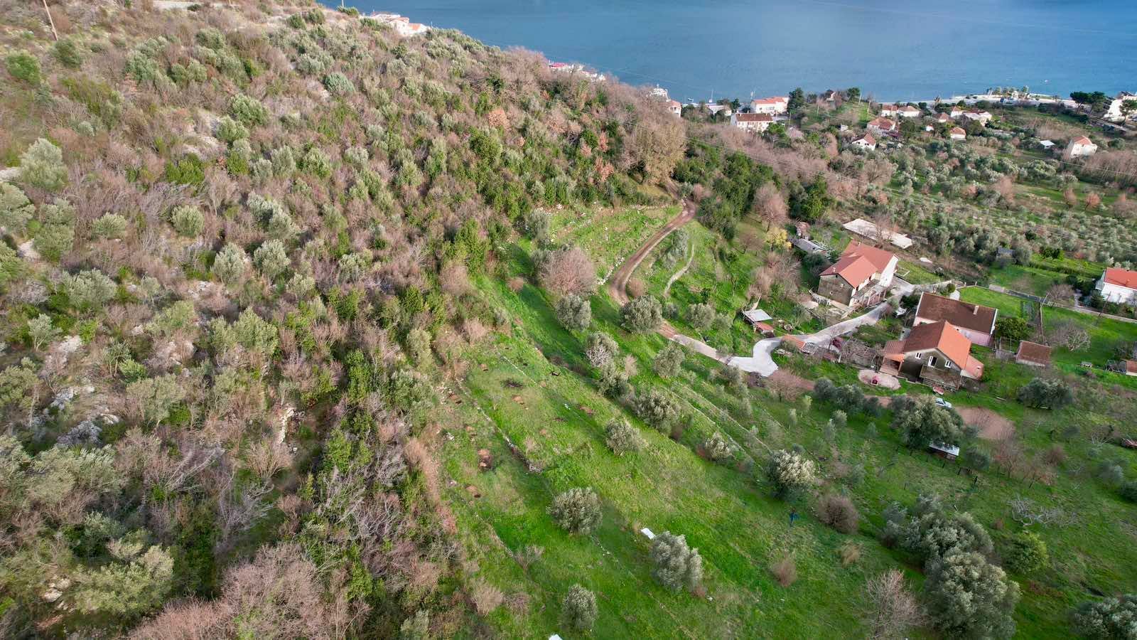 amforaproperty.com/Zemljište sa pogledom na more, 750m², Kamenari, Herceg Novi