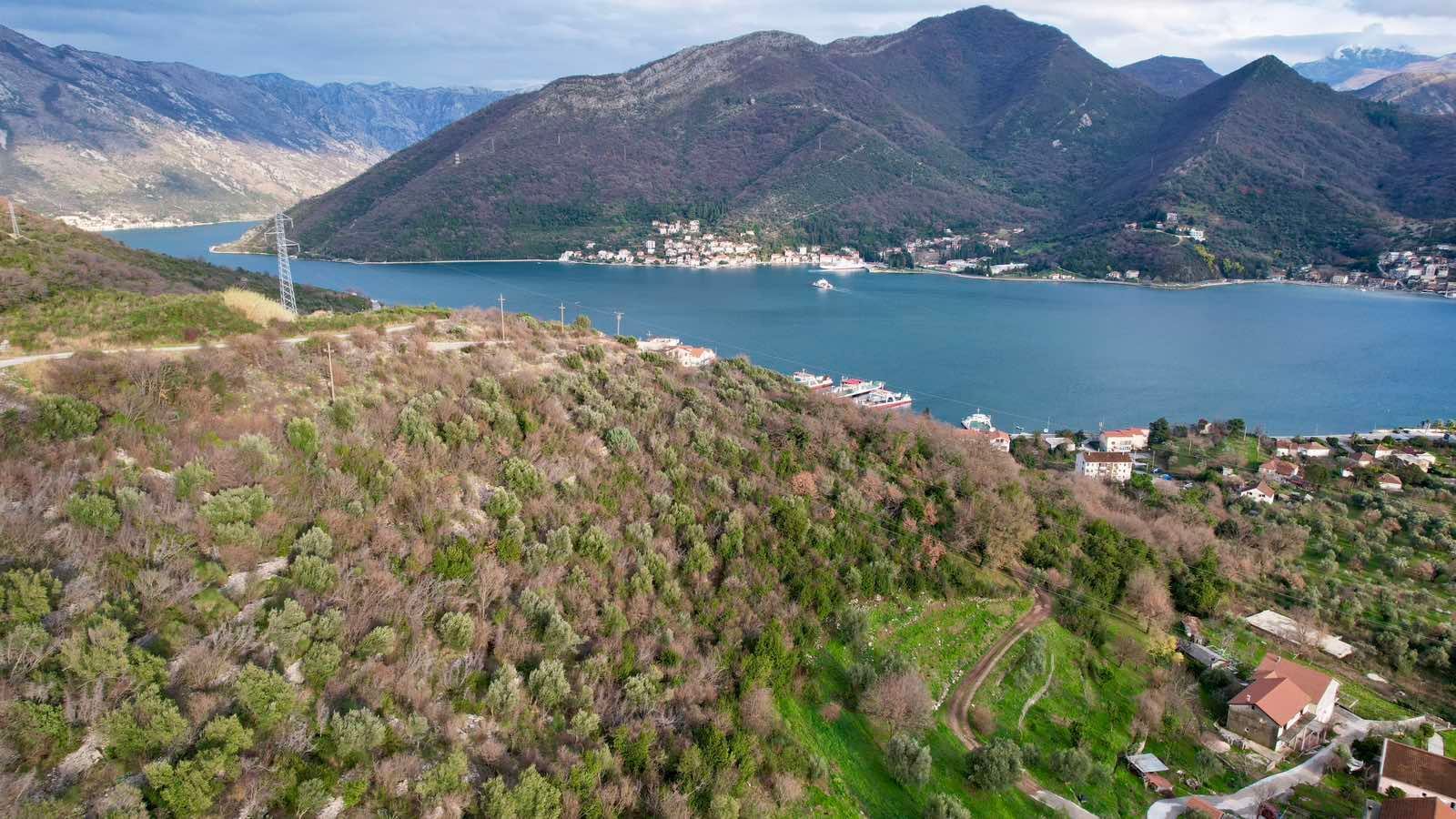 amforaproperty.com/Zemljište sa pogledom na more, 750m², Kamenari, Herceg Novi
