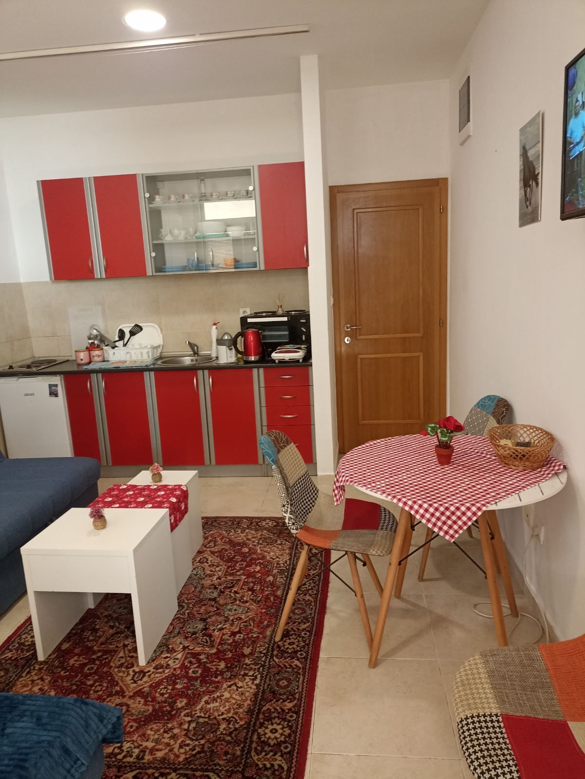 amfora/Studio apartman u Budvi (Izdavanje na duzi period)