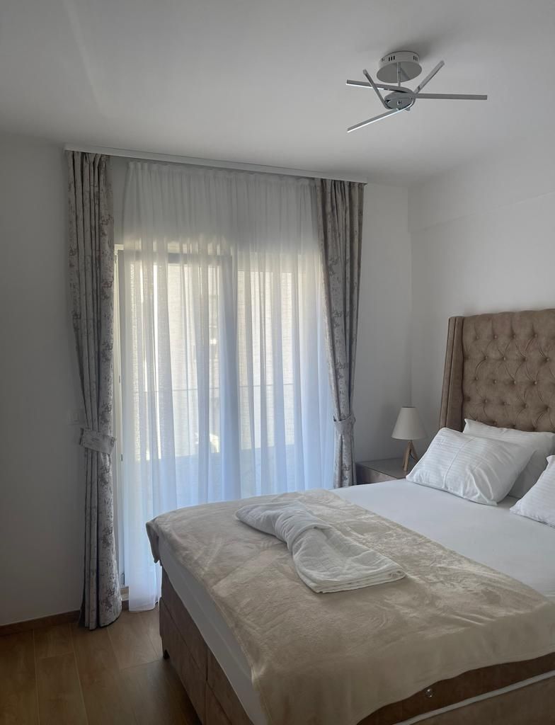 amforaproperty.com/Moderno opremljen jednosoban stan 47m2, Budva-Rozino (Na duzi period,dostupan od 05.02.2025)