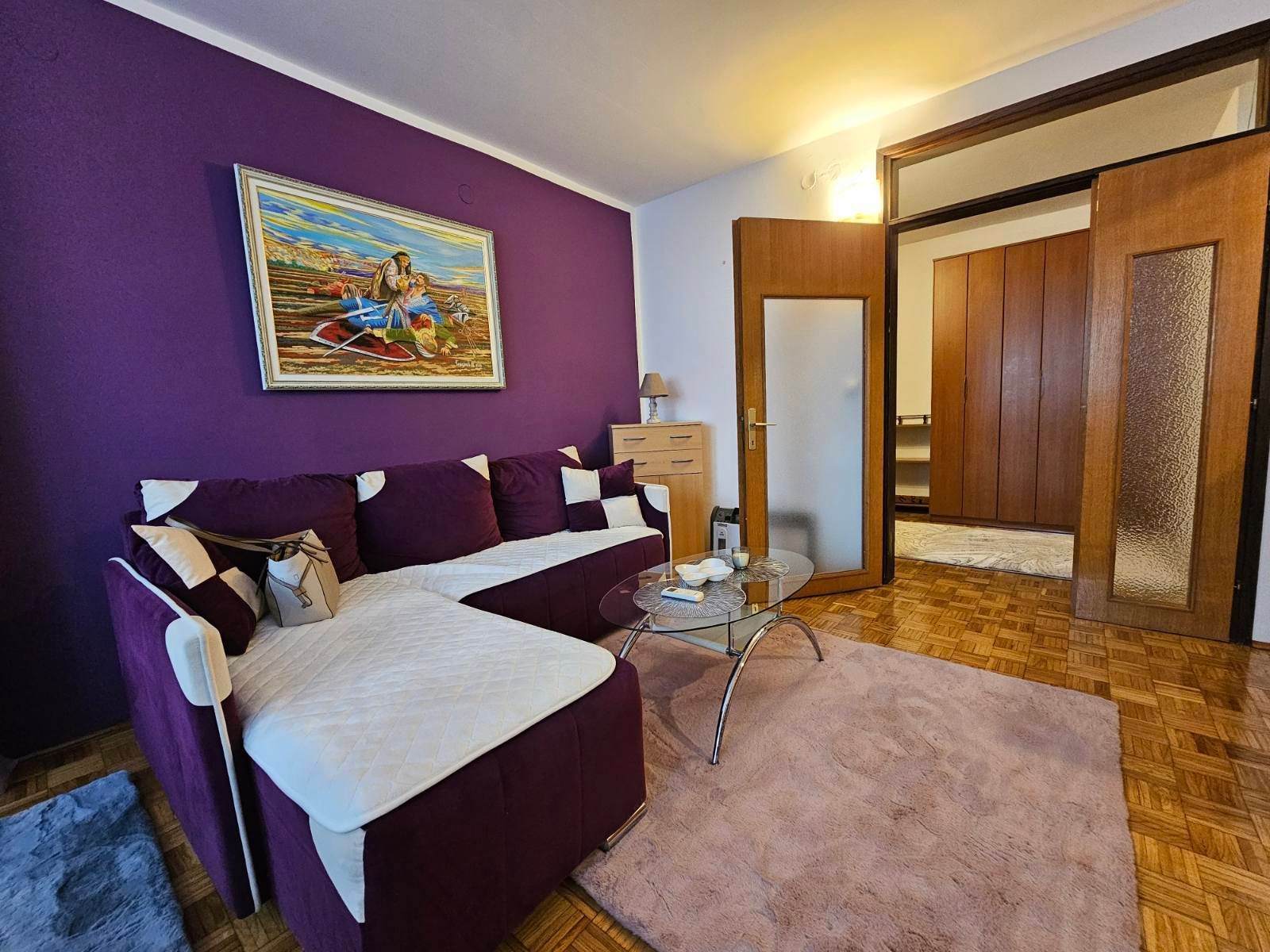 amforaproperty.com/Jednosoban namesten stan u Budvi (na duzi period)