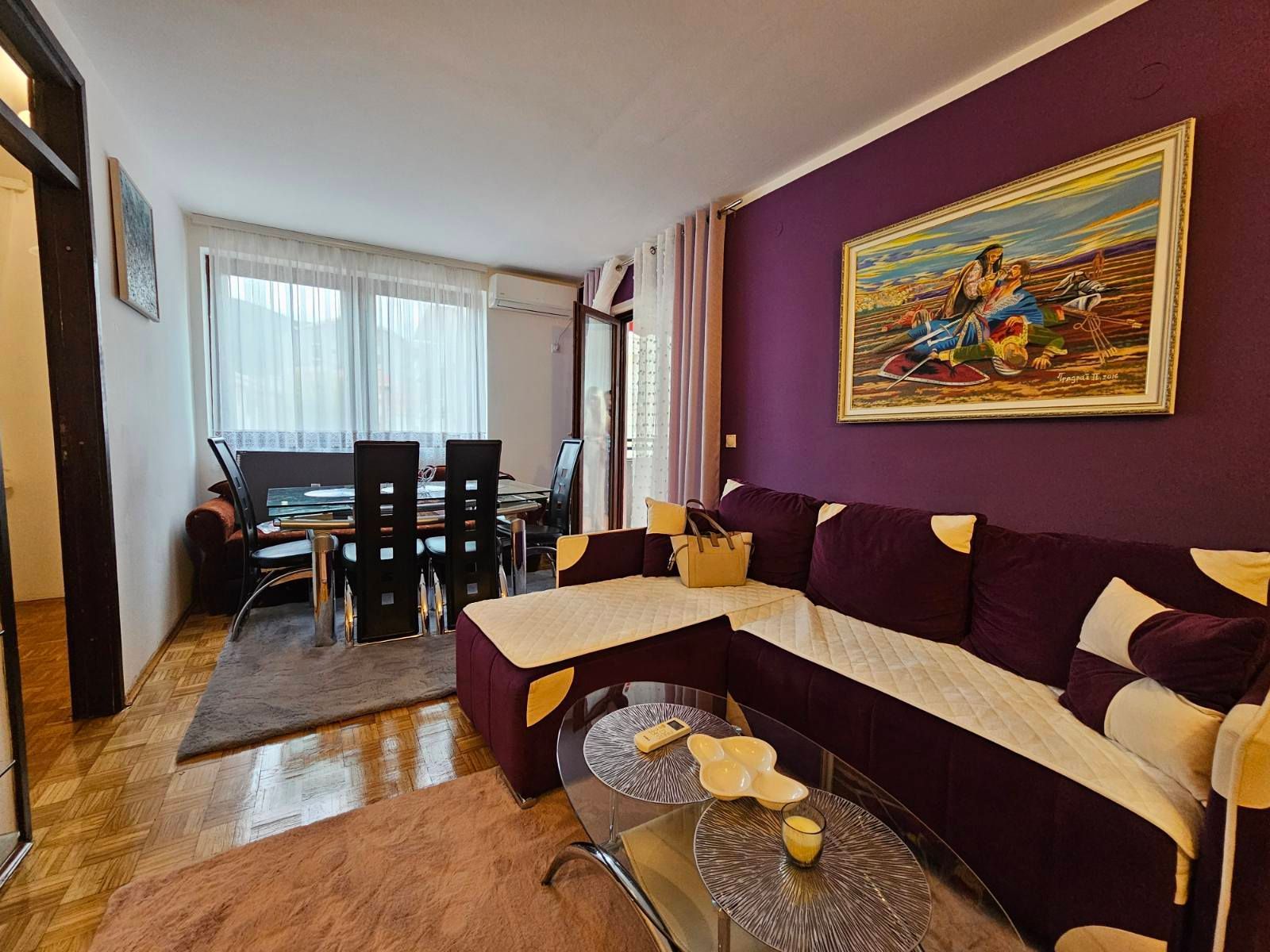 amforaproperty.com/Jednosoban namesten stan u Budvi (na duzi period)