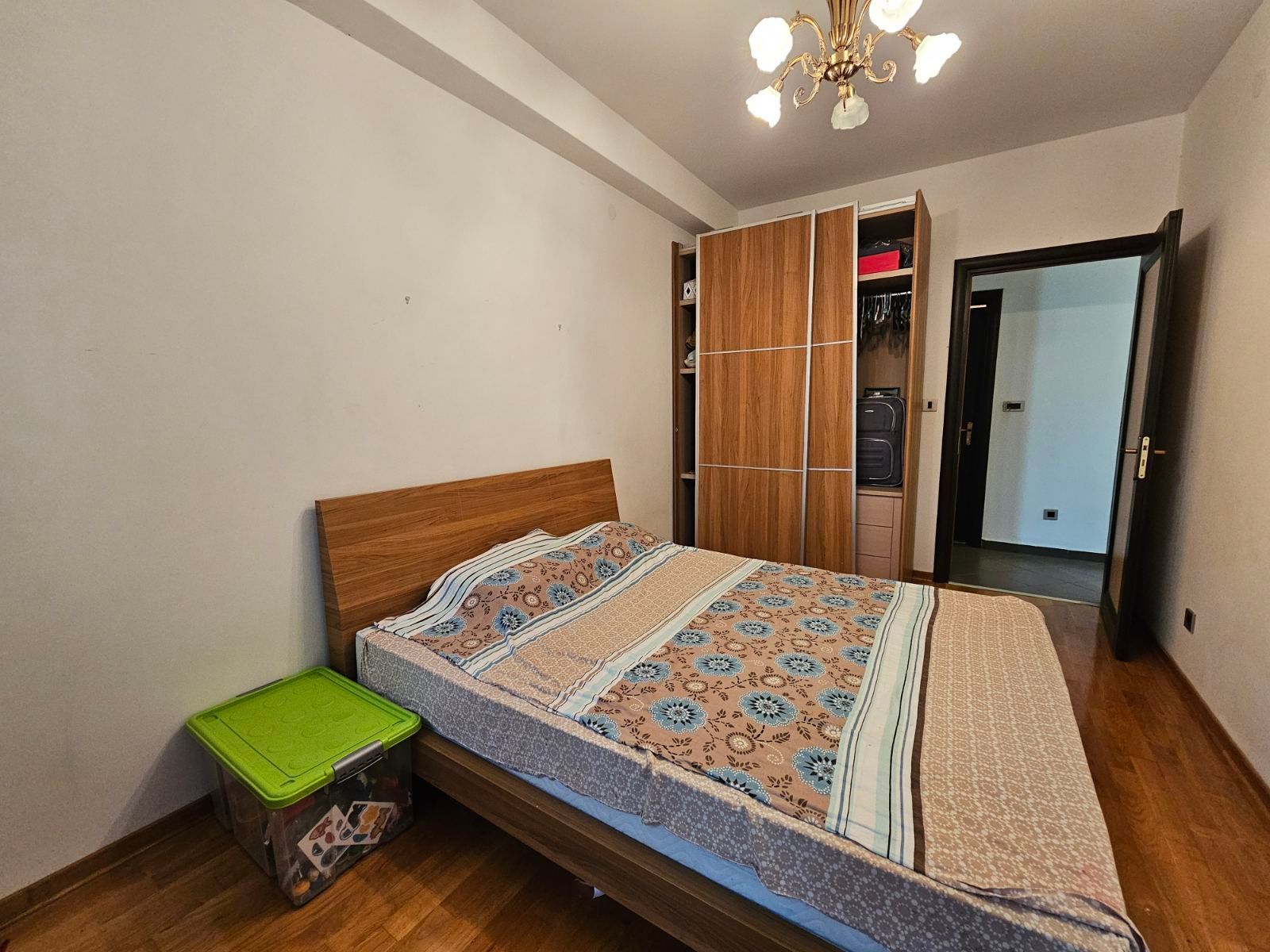 amforaproperty.com/Dvosoban stan u centru Budve sa pogledom na planine i grad, 54 m²