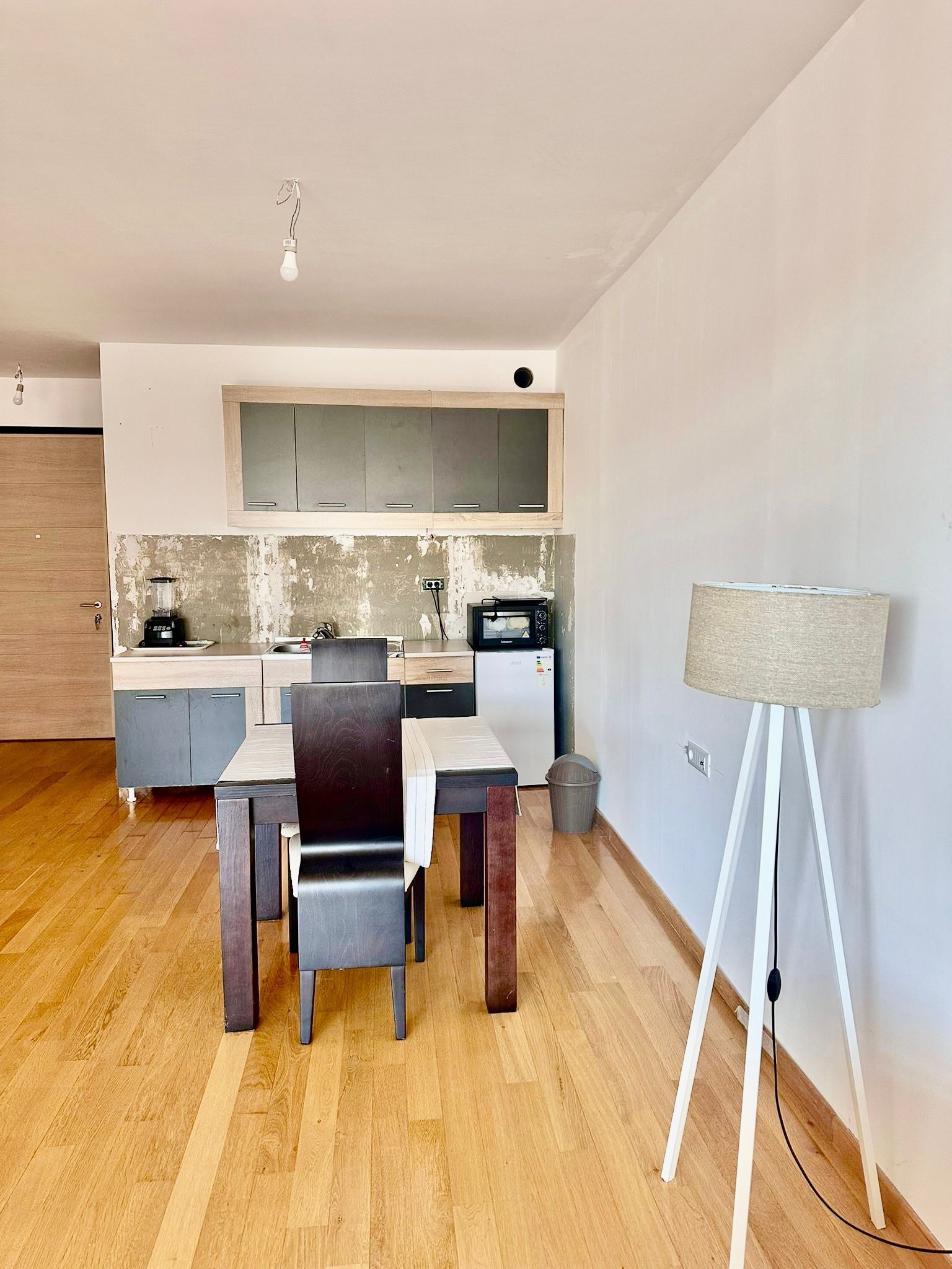 Moderno opremljen dvosoban stan od 85m² u Budvi,Rozino - Amfora Real Estate