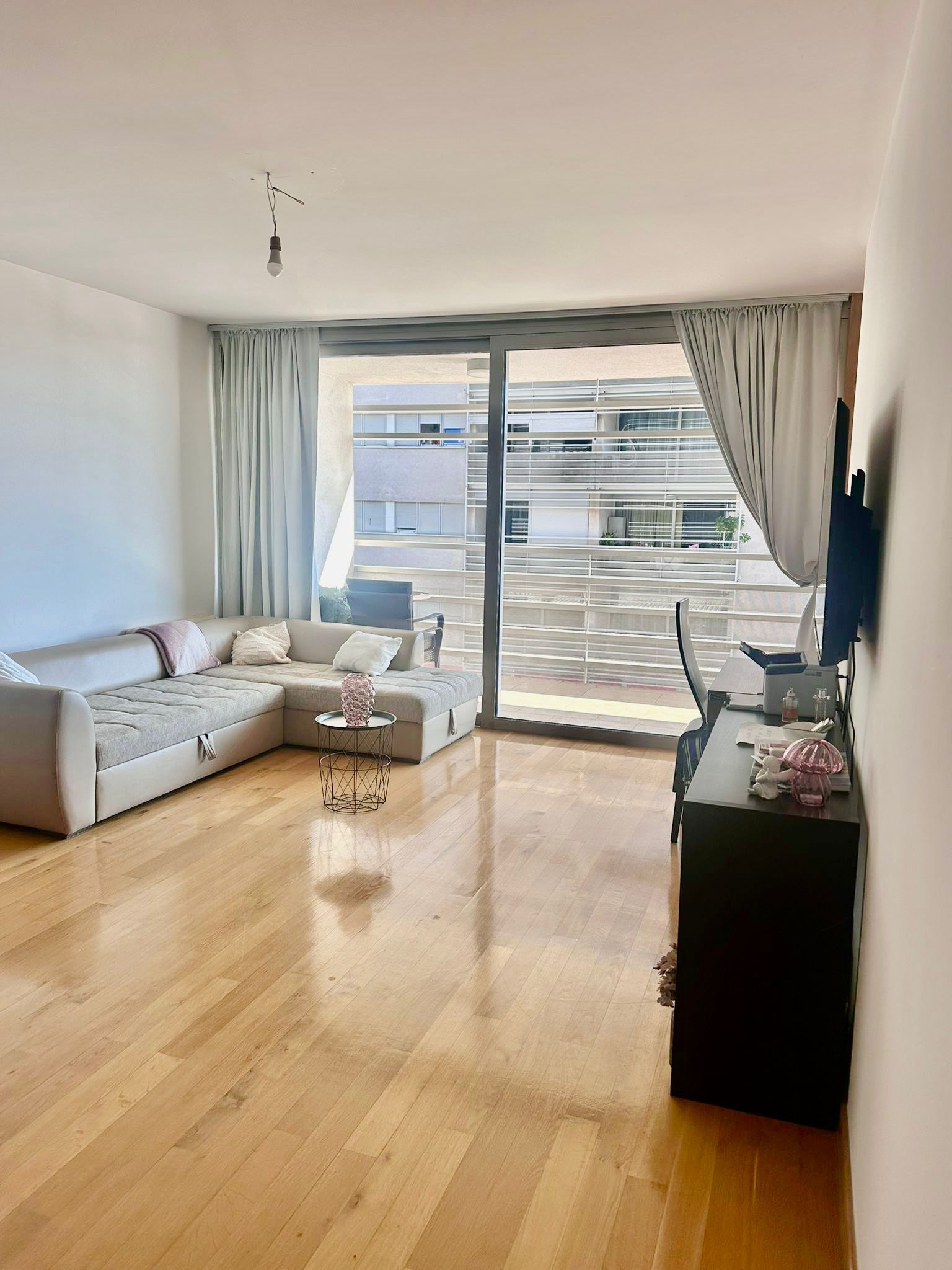 Moderno opremljen dvosoban stan od 85m² u Budvi,Rozino - Amfora Real Estate
