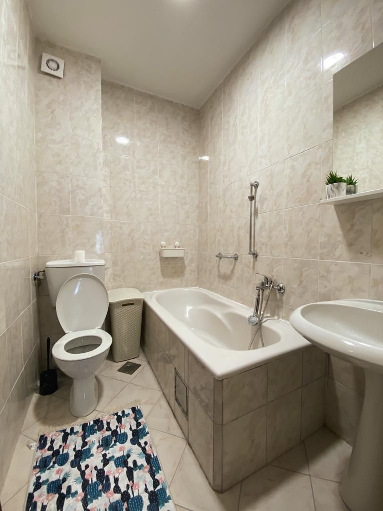 Trosoban namesten stan sa pogledom na more i grad ,Budva-Dubovica (NA DUZI PERIOD) - Amfora Real Estate