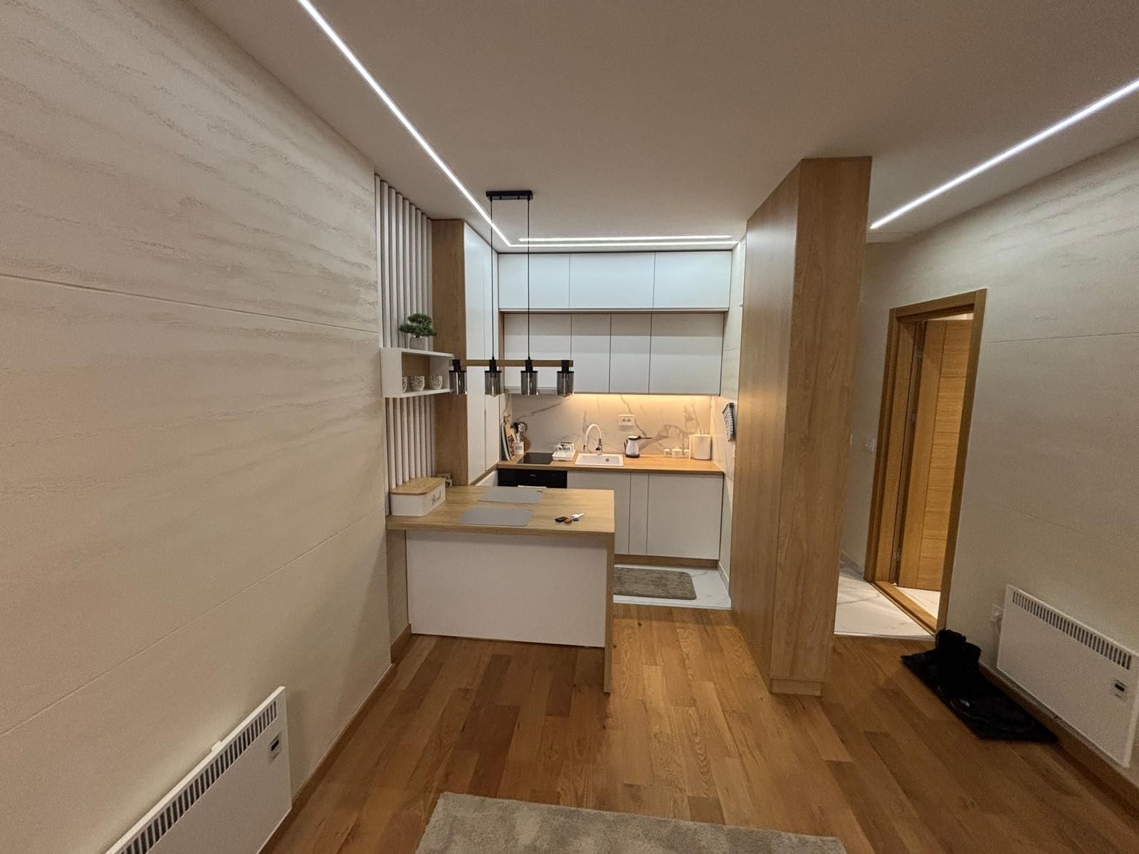 amforaproperty.com/Luksuzan useljiv jednosoban apartman 39m² u kompleksu Balkan Square, Zlatibor