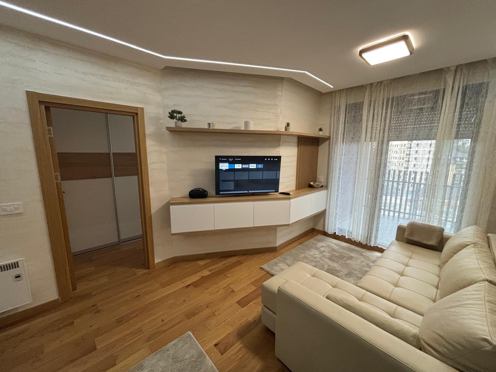 amforaproperty.com/Luksuzan useljiv jednosoban apartman 39m² u kompleksu Balkan Square, Zlatibor