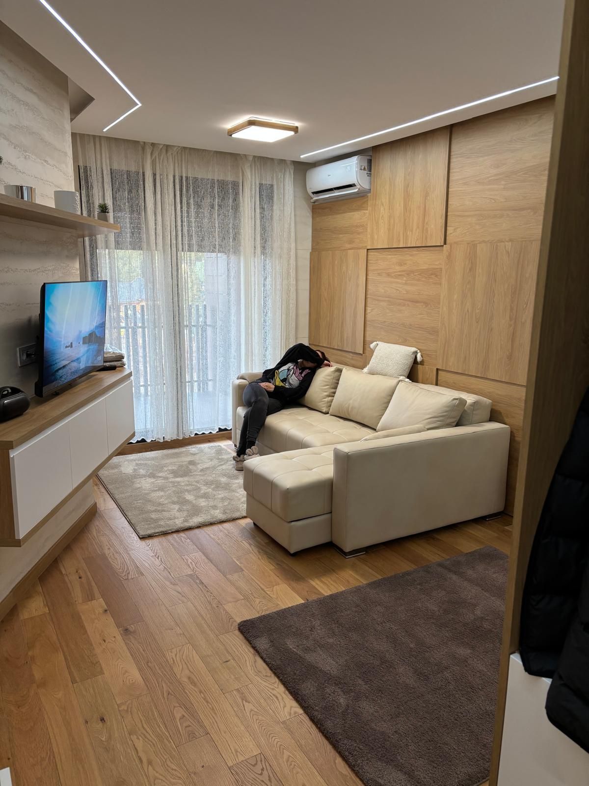 amforaproperty.com/Luksuzan useljiv jednosoban apartman 39m² u kompleksu Balkan Square, Zlatibor