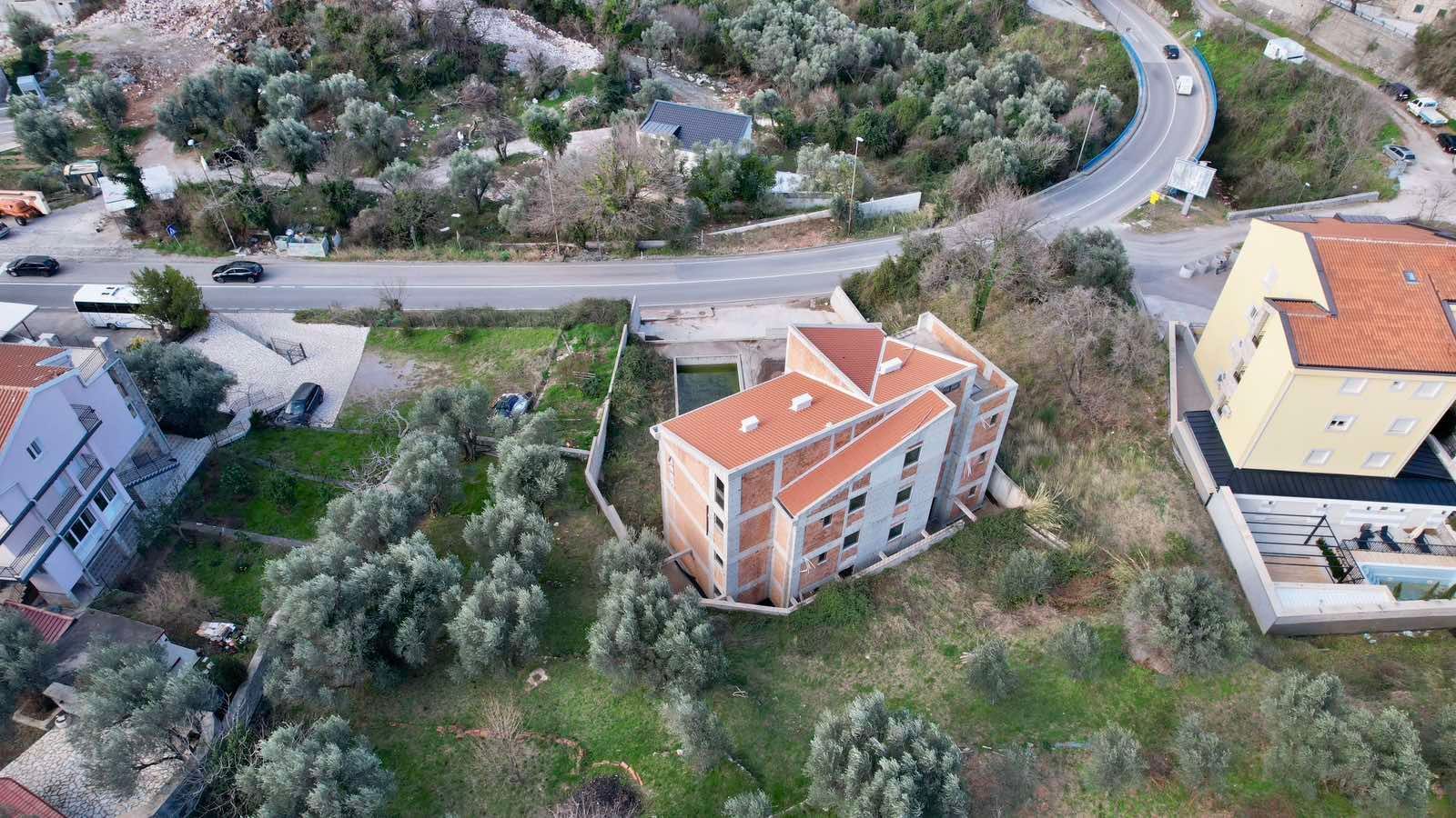amforaproperty.com/Urbanizovan plac 808 m² sa pogledom na more -Kamenovo,Budva