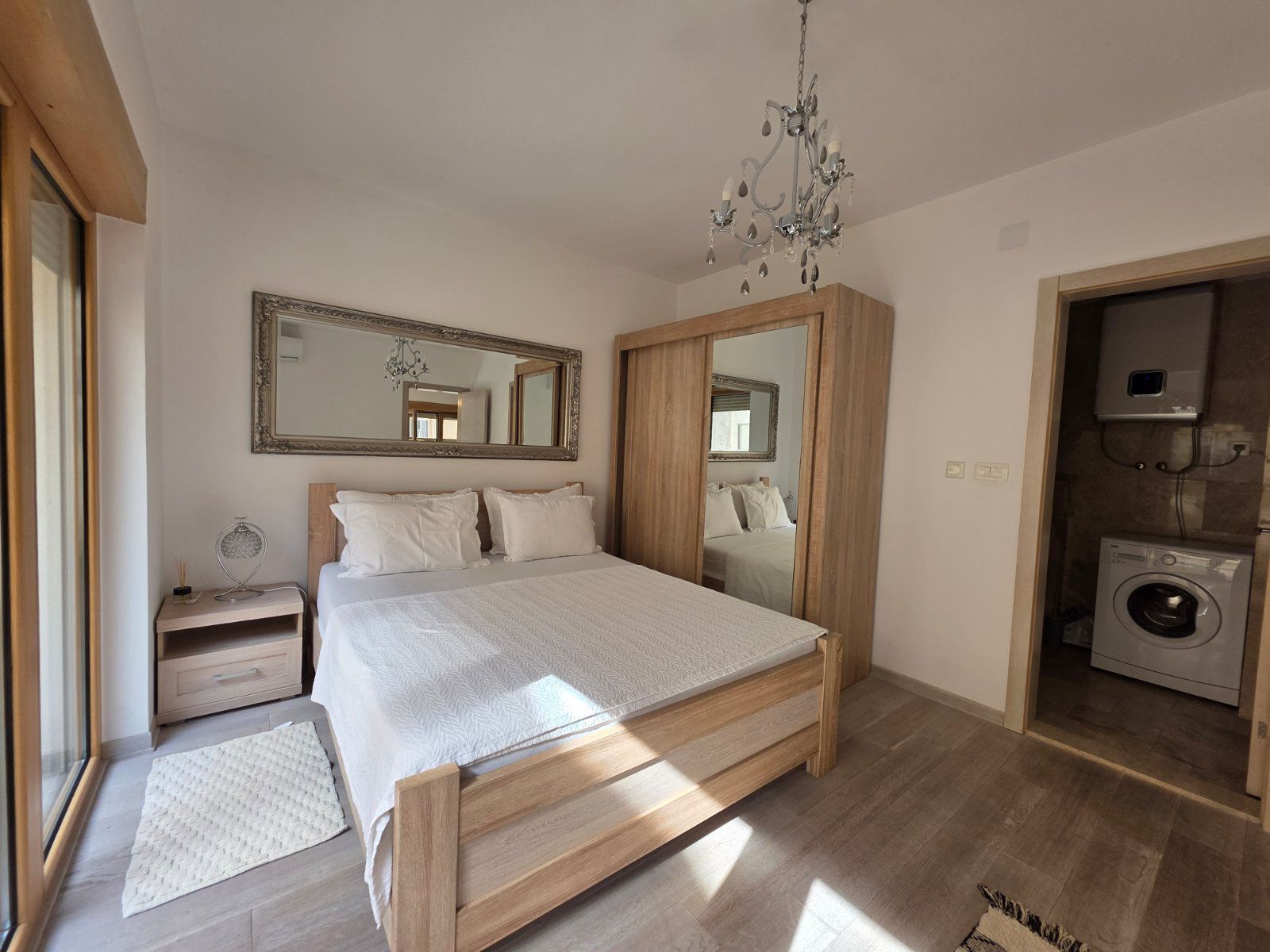 Przno-Luksuzan jednosoban stan 74m2 sa parking mestom - Amfora Real Estate