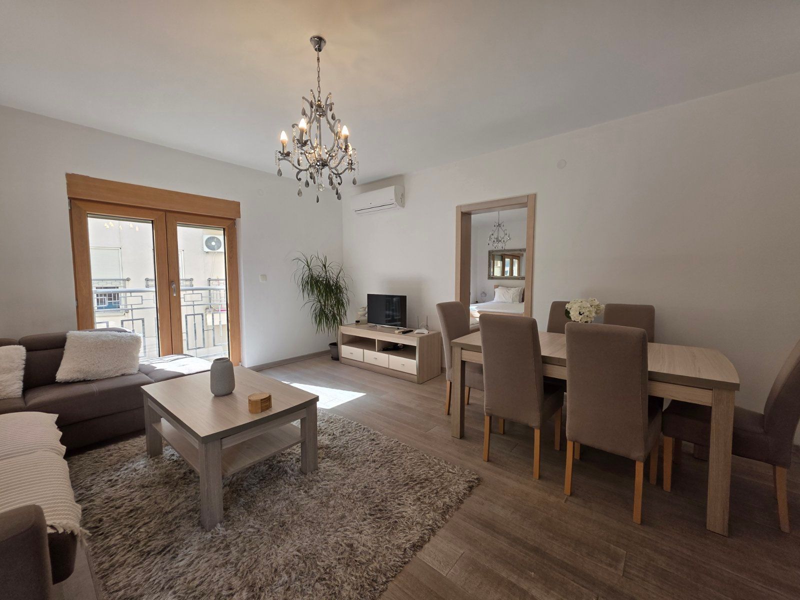 Przno-Luksuzan jednosoban stan 74m2 sa parking mestom - Amfora Real Estate