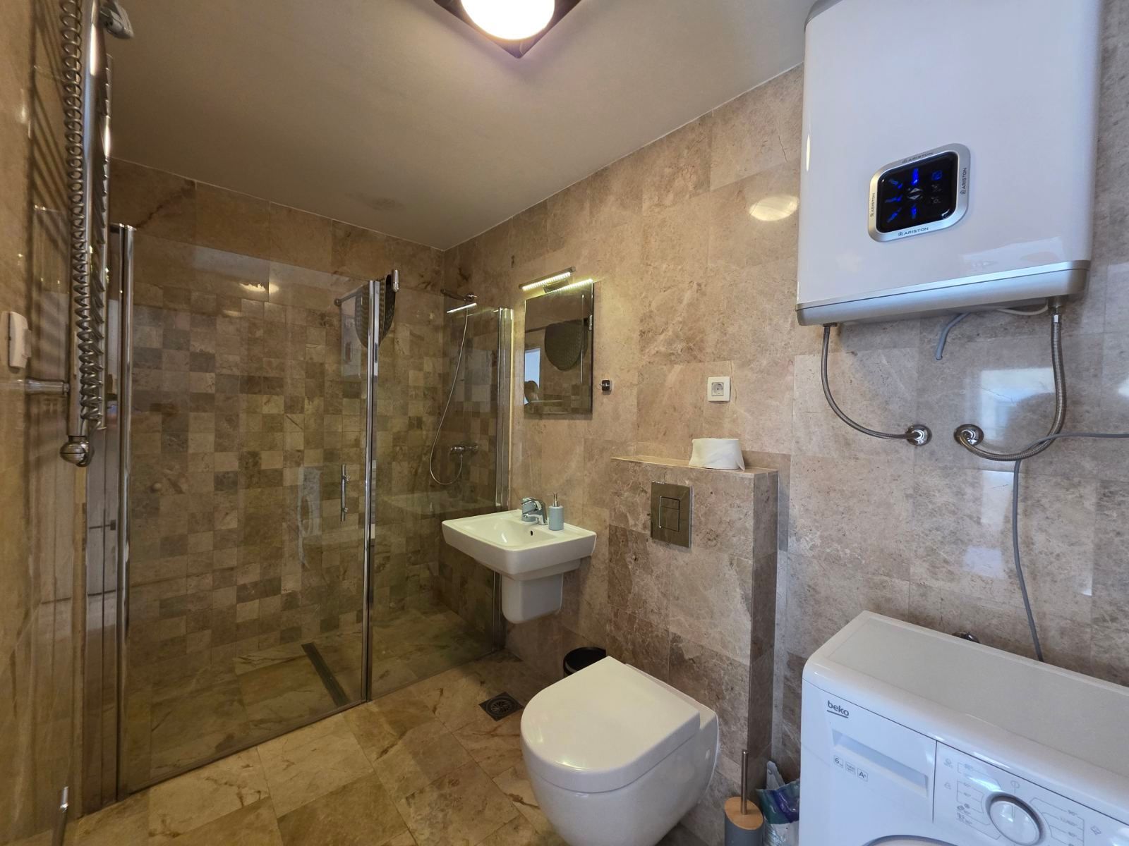 Przno-Luksuzan jednosoban stan 74m2 sa parking mestom - Amfora Real Estate