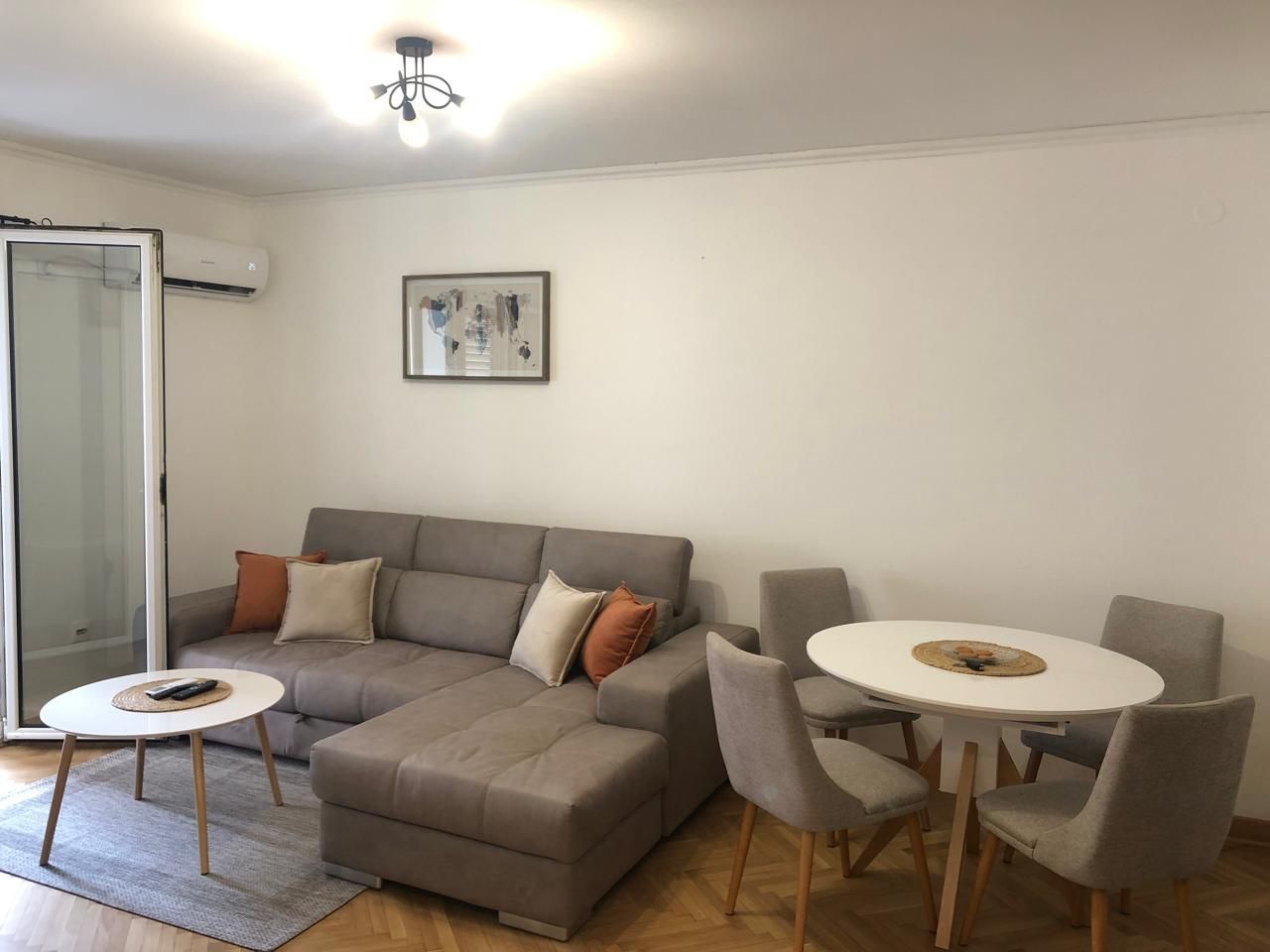 amforaproperty.com/Jednosoban stan na atraktivnoj lokaciji u Budvi, (Na duzi period)