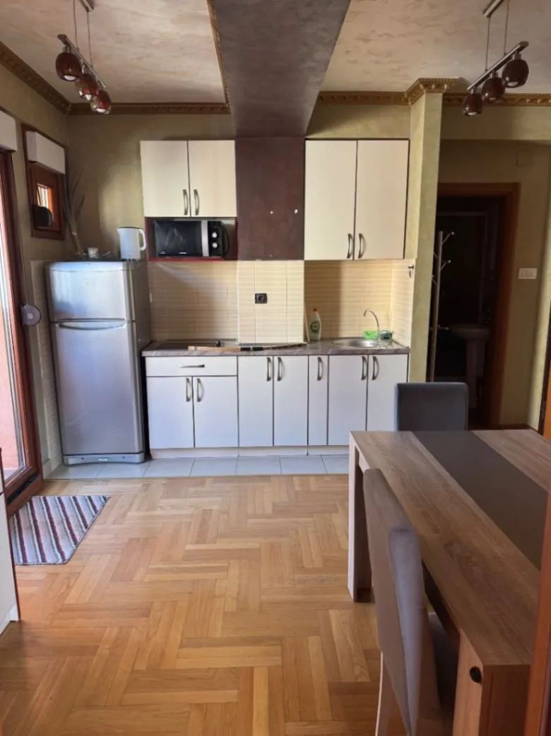 amforaproperty.com/Jednosoban stan na atraktivnoj lokaciji u Budvi (Na duzi period)