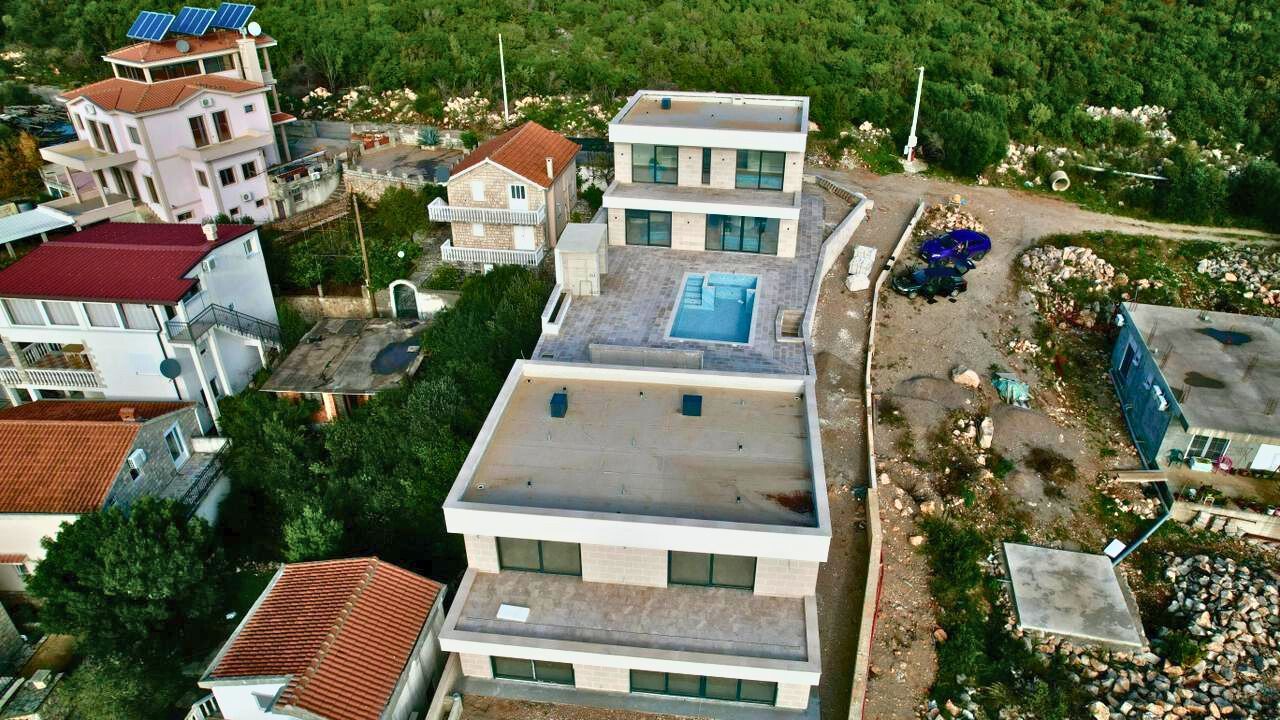 Luksuzna vila od 250 m² sa bazenom i panoramskim pogledom na more – Krimovica, Kotor - Amfora Real Estate
