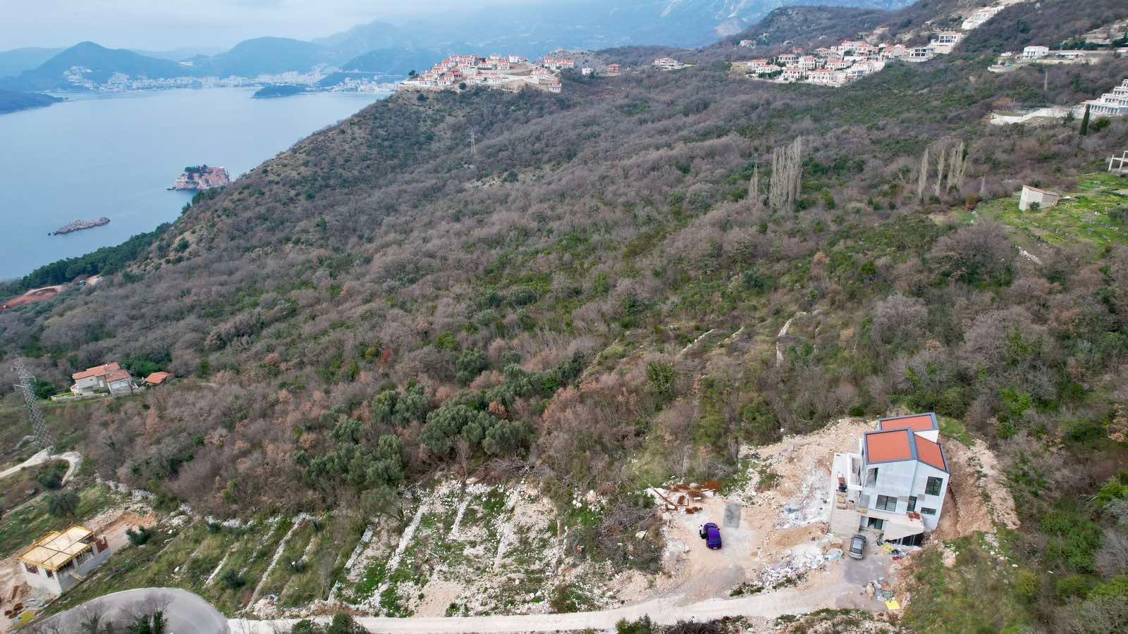 Luksuzna vila u izgradnji 290m² sa panoramskim pogledom na more – Blizikuće, Budva - Amfora Real Estate