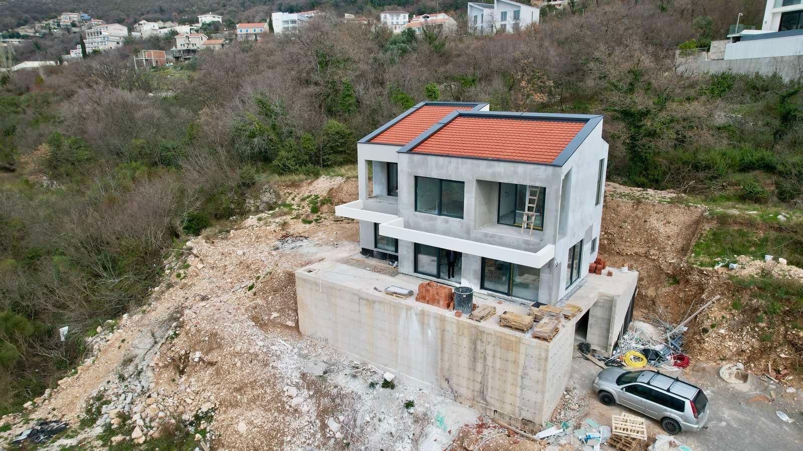 Luksuzna vila u izgradnji 290m² sa panoramskim pogledom na more – Blizikuće, Budva - Amfora Real Estate