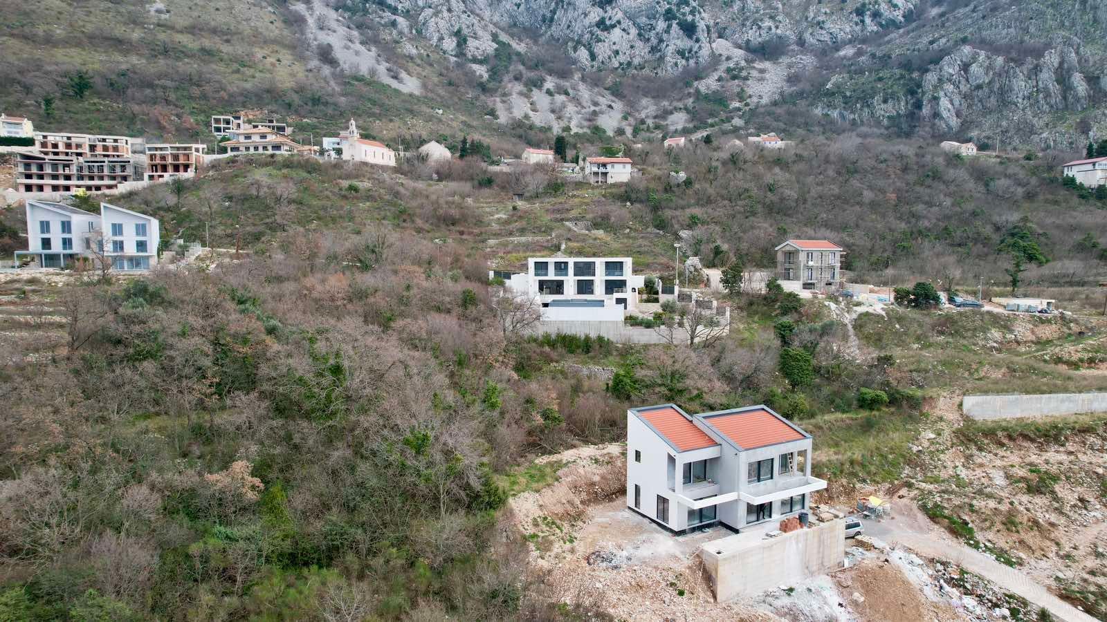 Luksuzna vila u izgradnji 290m² sa panoramskim pogledom na more – Blizikuće, Budva - Amfora Real Estate
