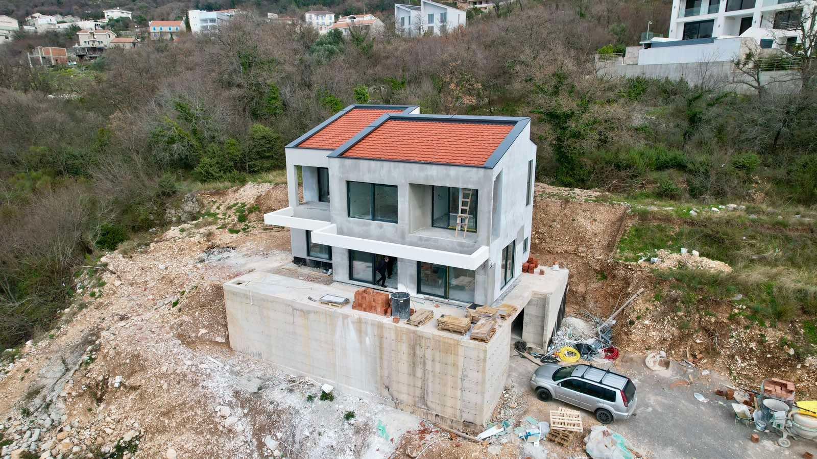 Luksuzna vila u izgradnji 290m² sa panoramskim pogledom na more – Blizikuće, Budva - Amfora Real Estate