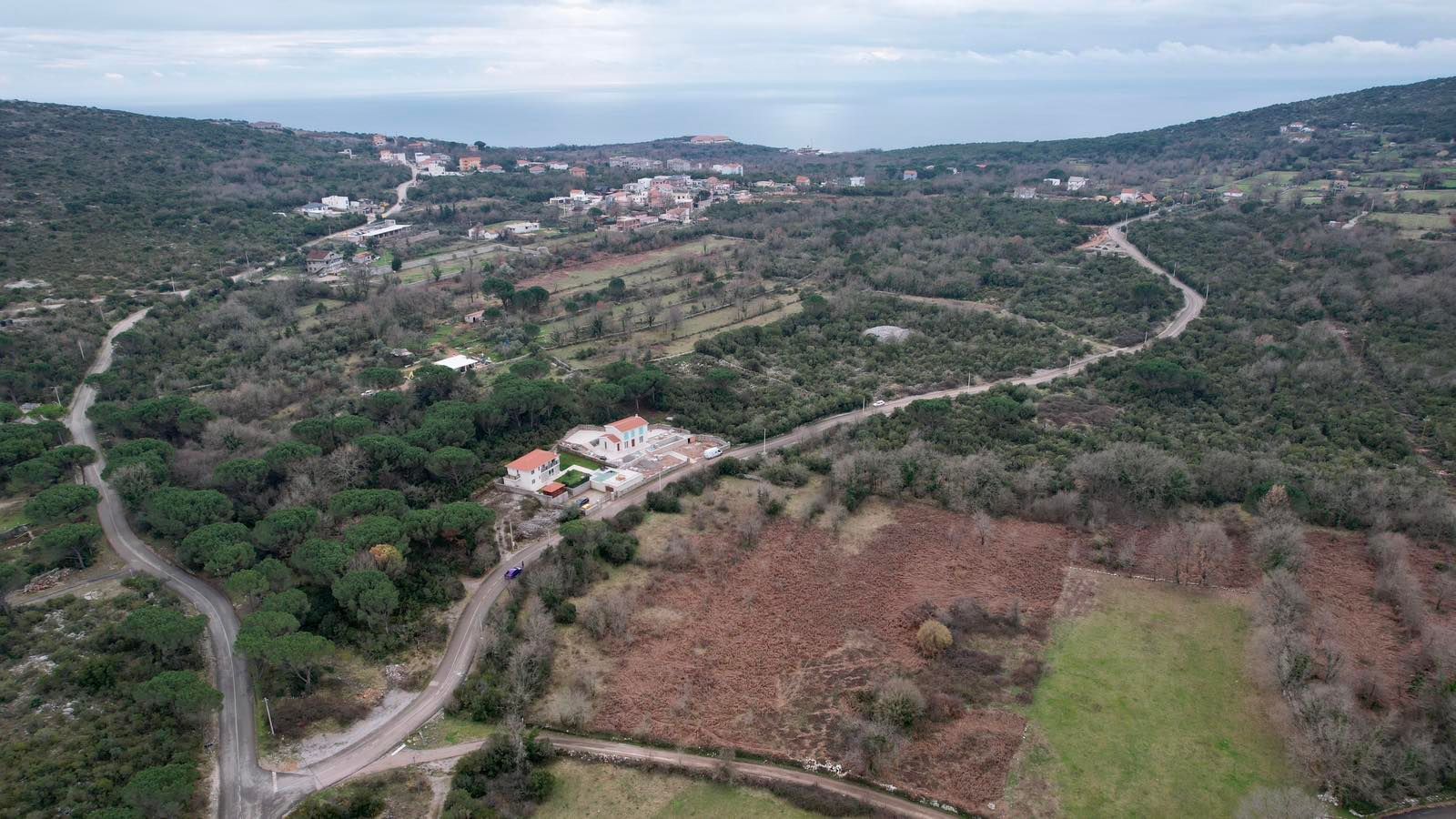 Urbanizovan plac 950m² na atraktivnoj lokaciji – Zagora, Kotor - Amfora Real Estate