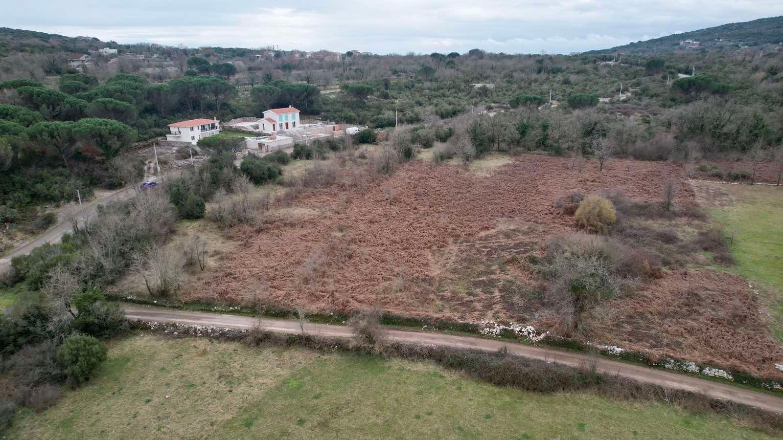 Urbanizovan plac 1000m² na atraktivnoj lokaciji – Zagora, Kotor - Amfora Real Estate