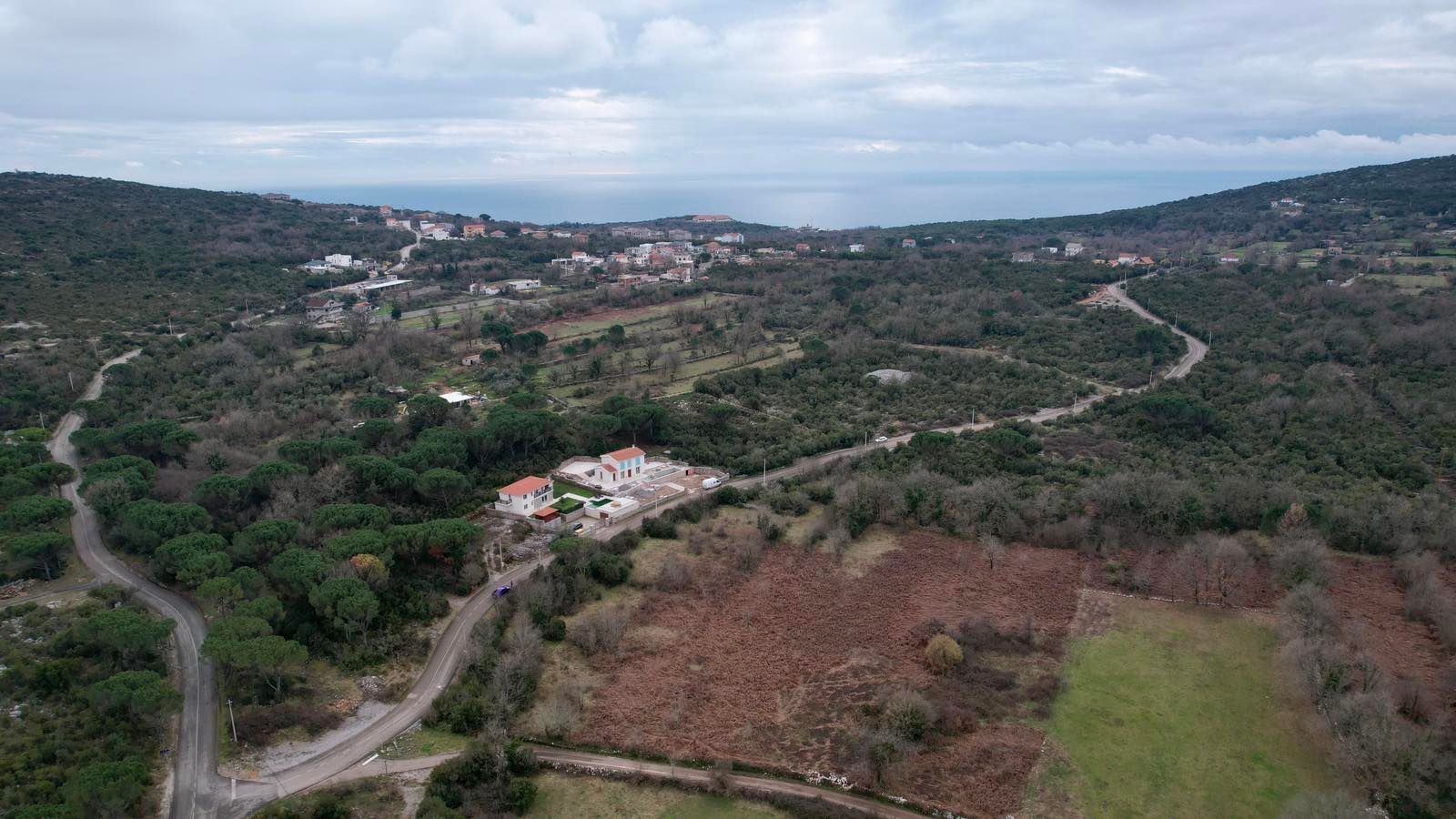 Urbanizovan plac 1000m² na atraktivnoj lokaciji – Zagora, Kotor - Amfora Real Estate