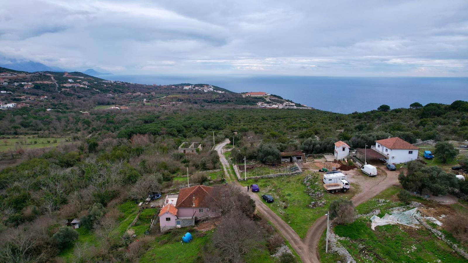 amforaproperty.com/Urbanizovan plac 2700m² – Zagora, Kotor