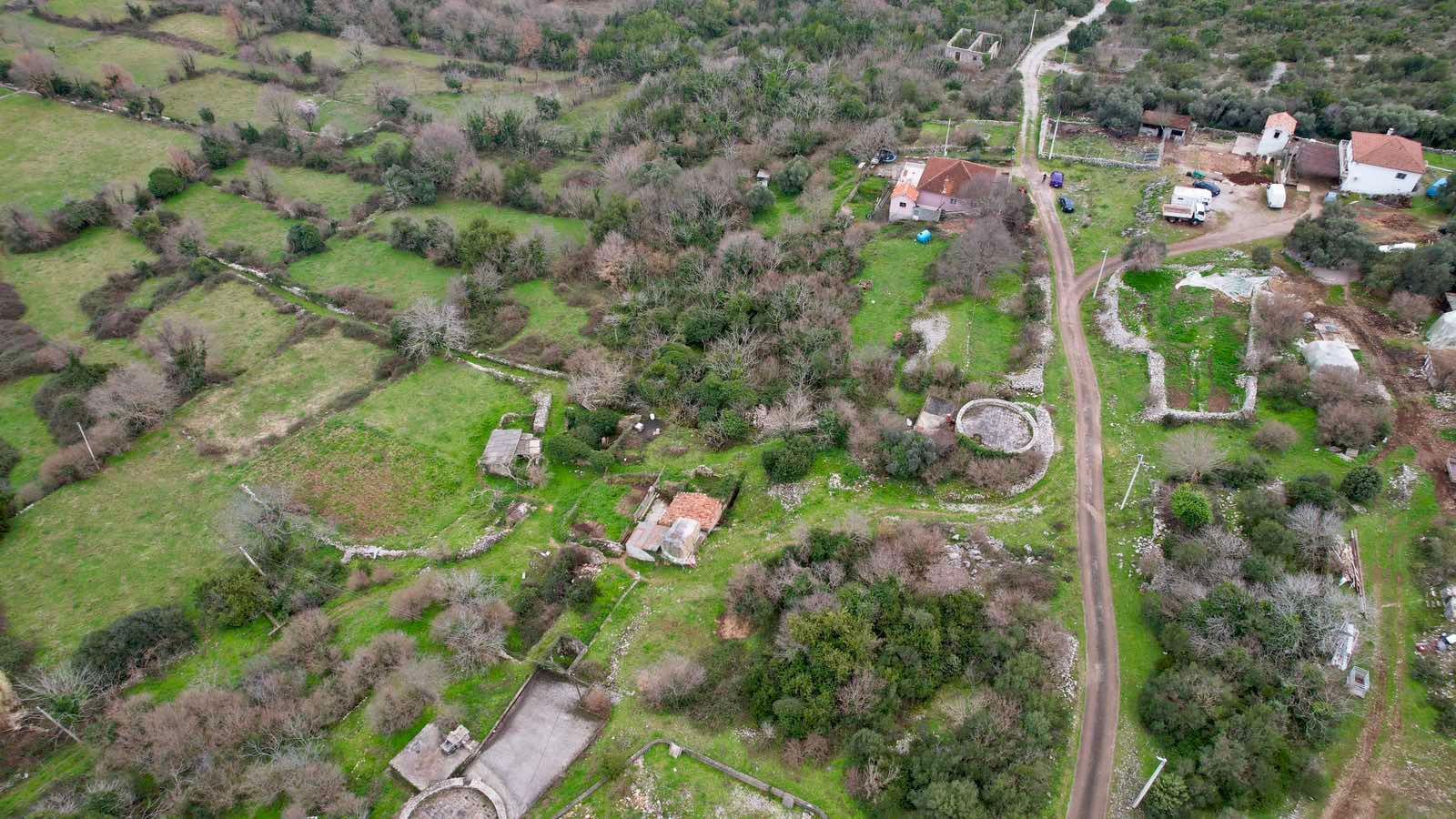 amforaproperty.com/Urbanizovan plac 2700m² – Zagora, Kotor