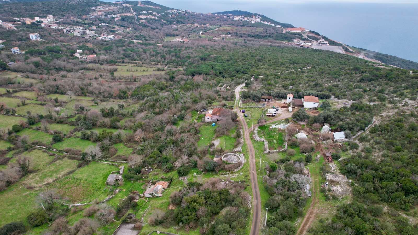 amforaproperty.com/Urbanizovan plac 2700m² – Zagora, Kotor