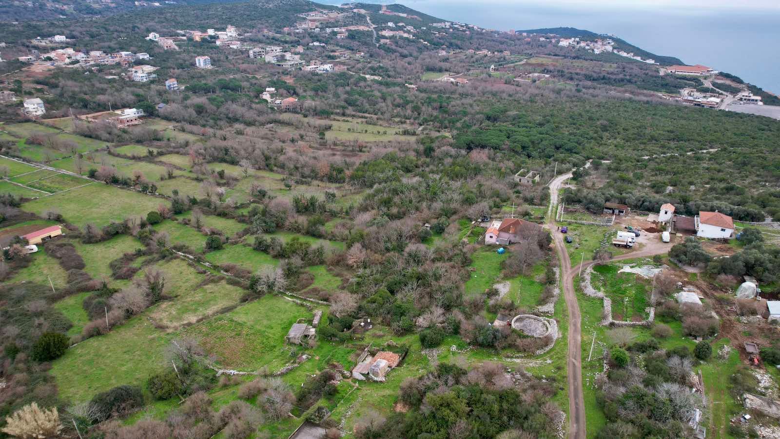 amforaproperty.com/Urbanizovan plac 2700m² – Zagora, Kotor