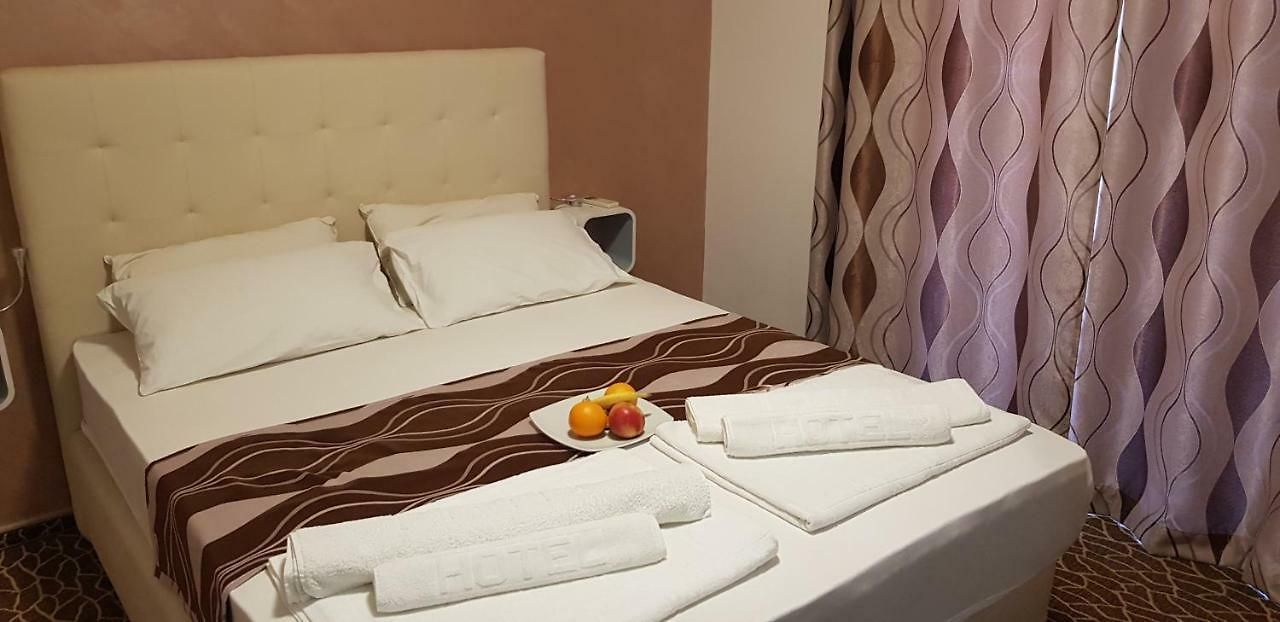 Hotel 1.200m² sa restoranom i placem 800m² – Donji Štoj, Ulcinj - Amfora Real Estate