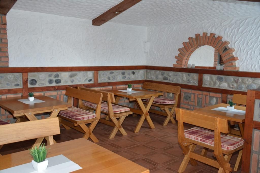 Hotel 1.200m² sa restoranom i placem 800m² – Donji Štoj, Ulcinj - Amfora Real Estate