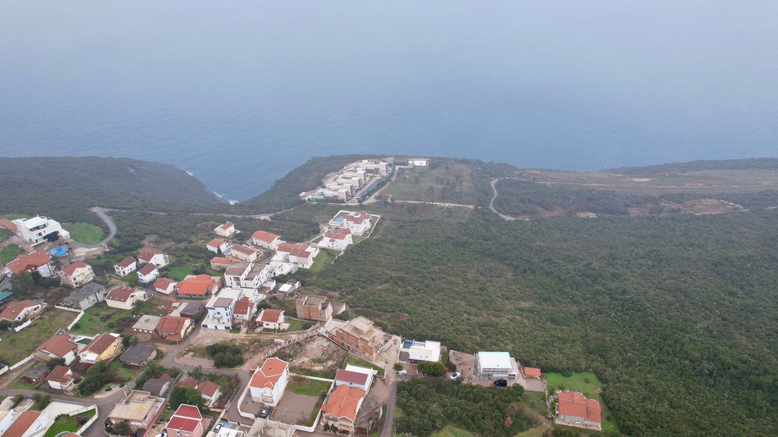 Urbanizovan plac 2500m2 sa pogledom na more- Krimovica,Kotor - Amfora Real Estate