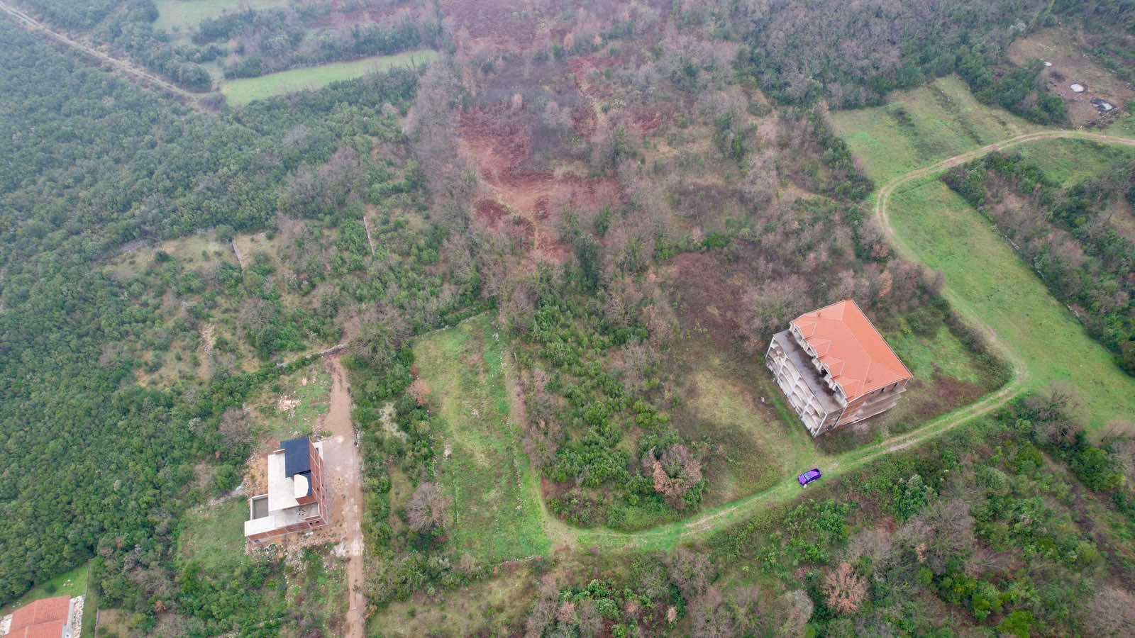 Urbanizovan plac 2500m2 sa pogledom na more- Krimovica,Kotor - Amfora Real Estate